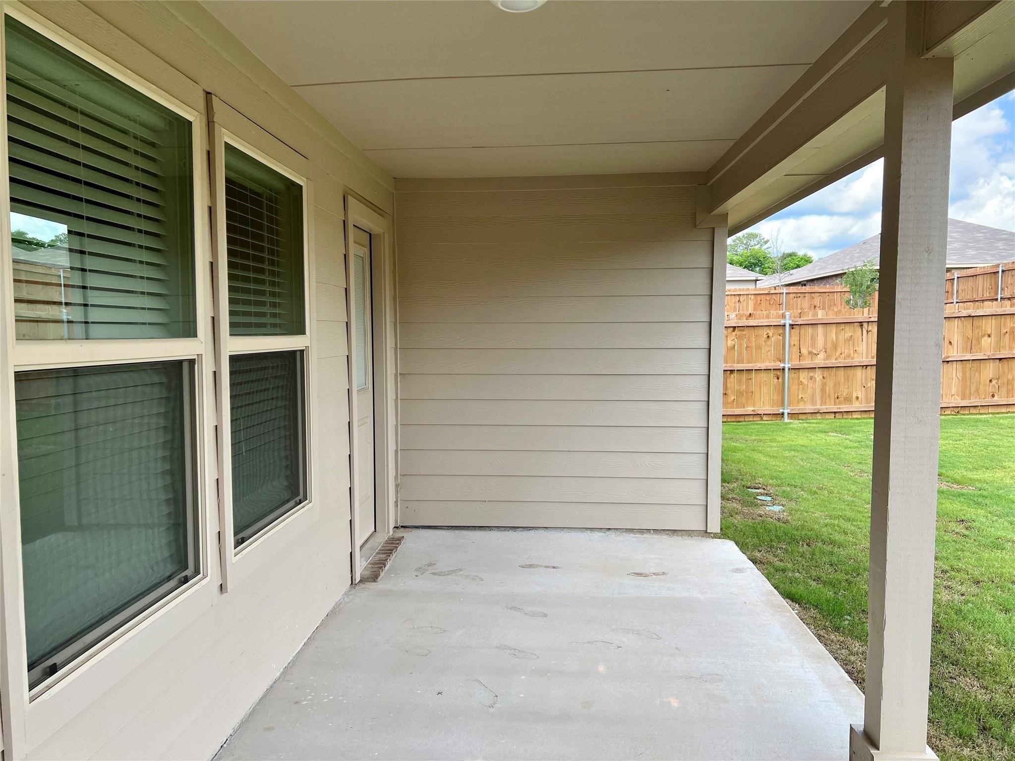 412 Alva Street Azle TX 76020
