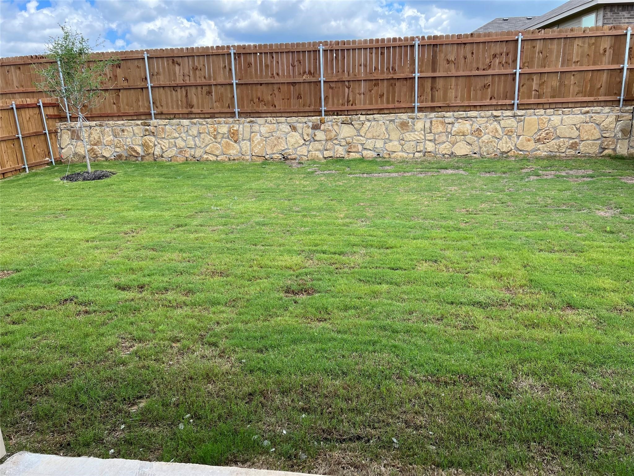 412 Alva Street Azle TX 76020