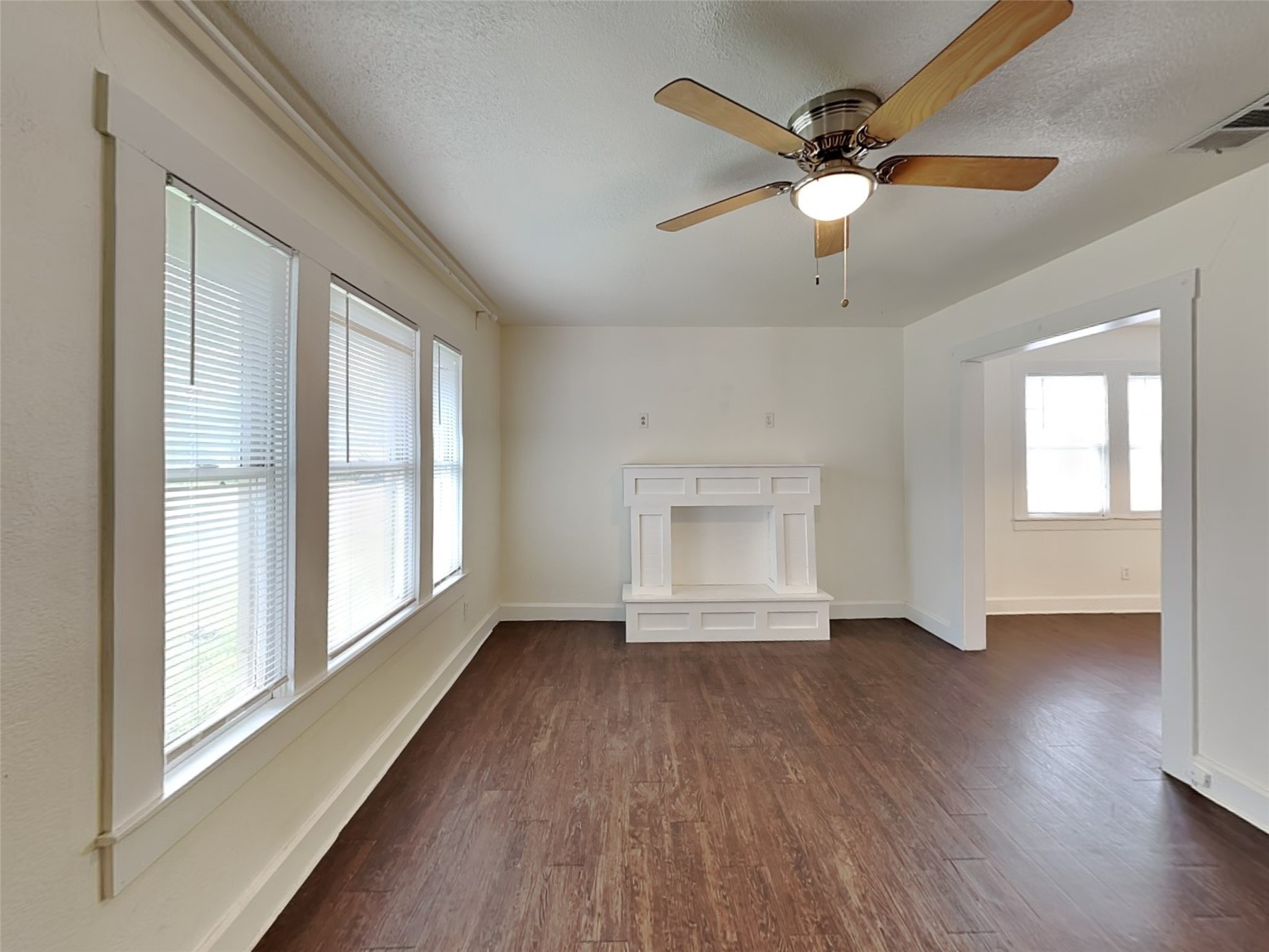 2911 Ryan Avenue Fort Worth TX 76110