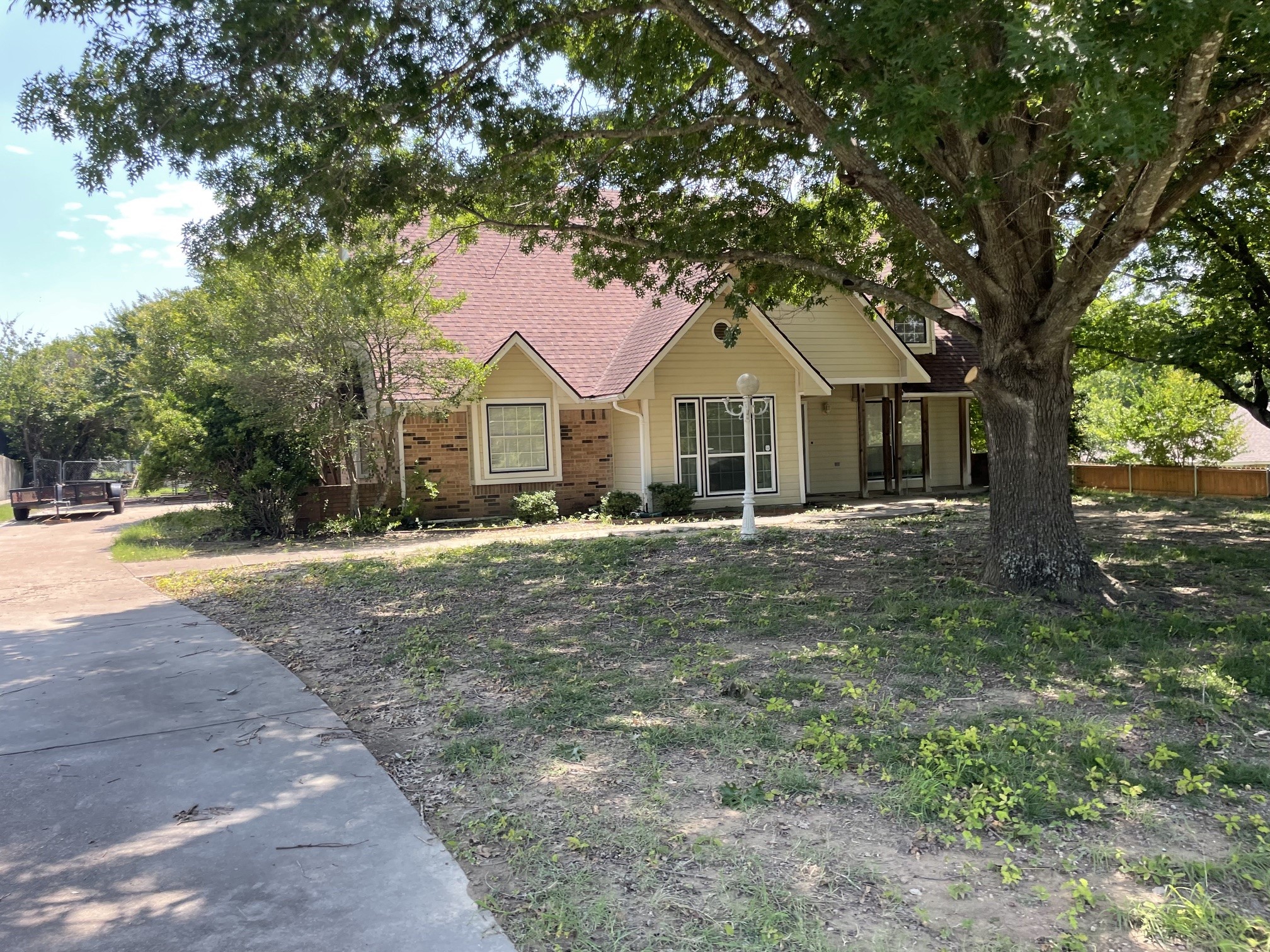 932 Valley View Avenue Red Oak TX 75154
