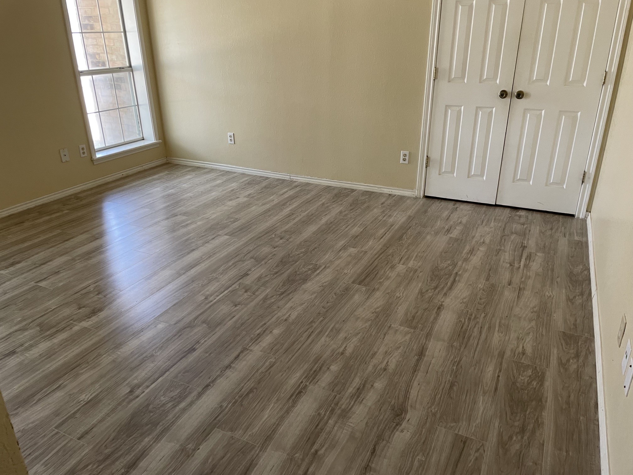 932 Valley View Avenue Red Oak TX 75154