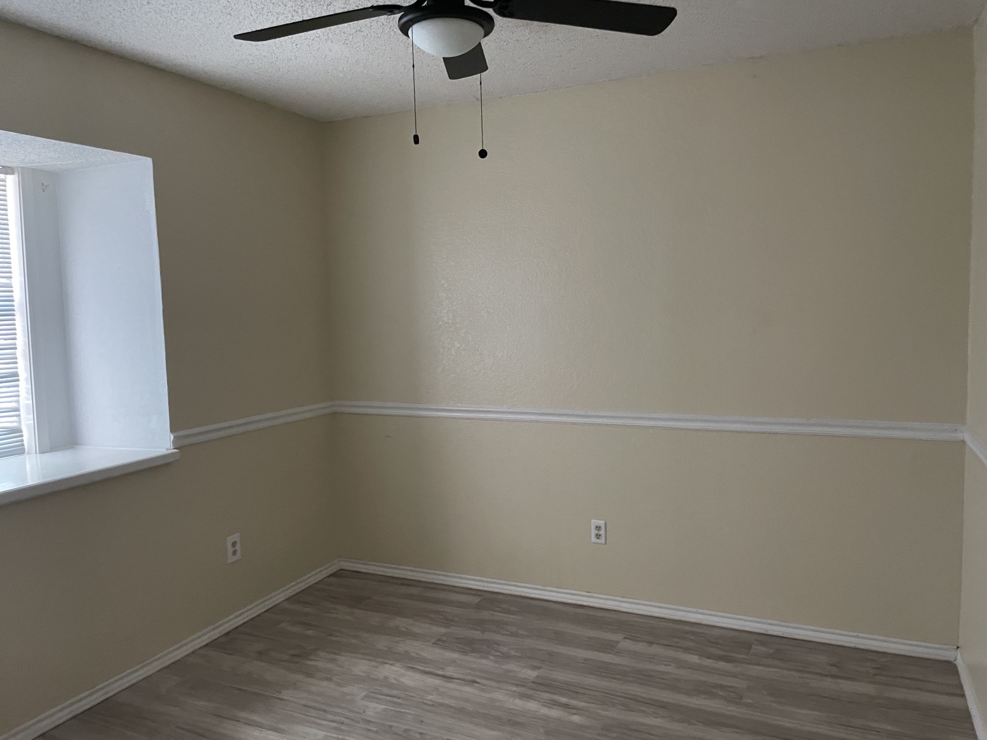 932 Valley View Avenue Red Oak TX 75154