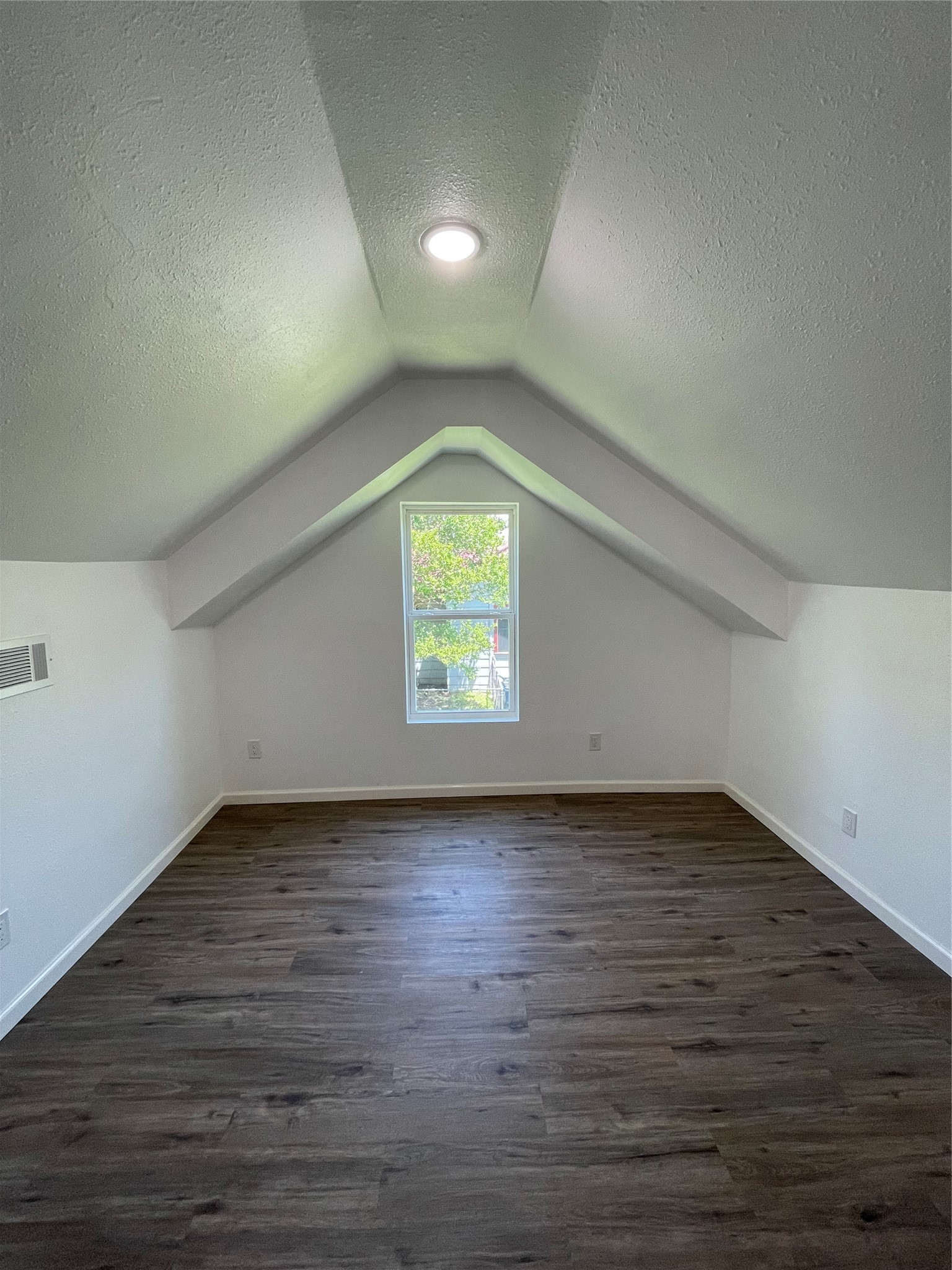 607 E Monterey Street Denison TX 75021