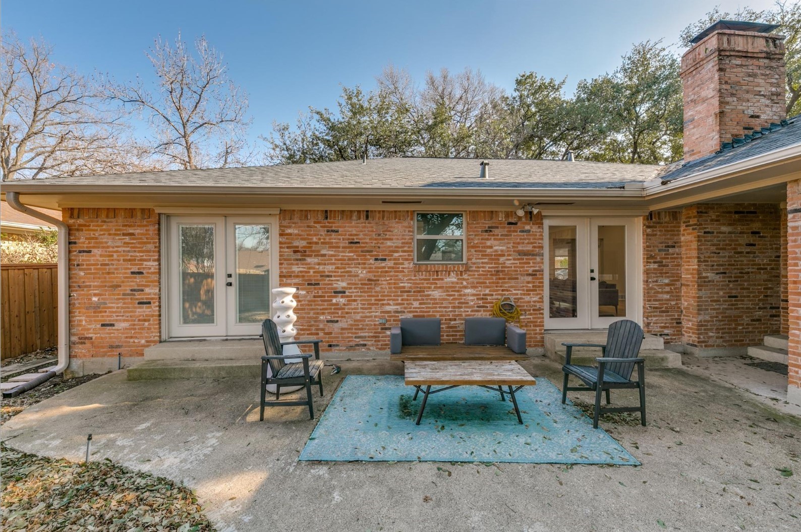 8349 Londonderry Lane Dallas TX 75228