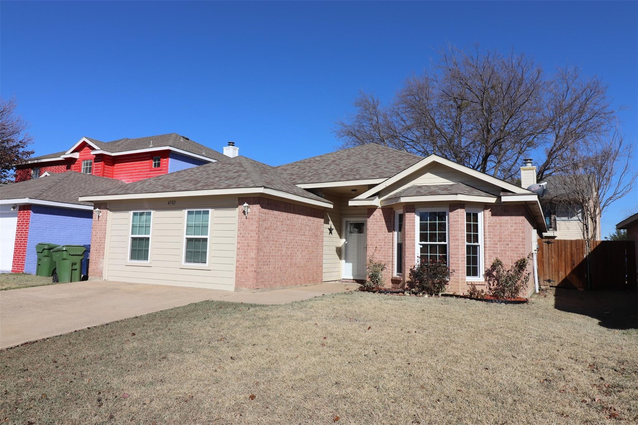 4702 Grovetree Lane Garland TX 75043