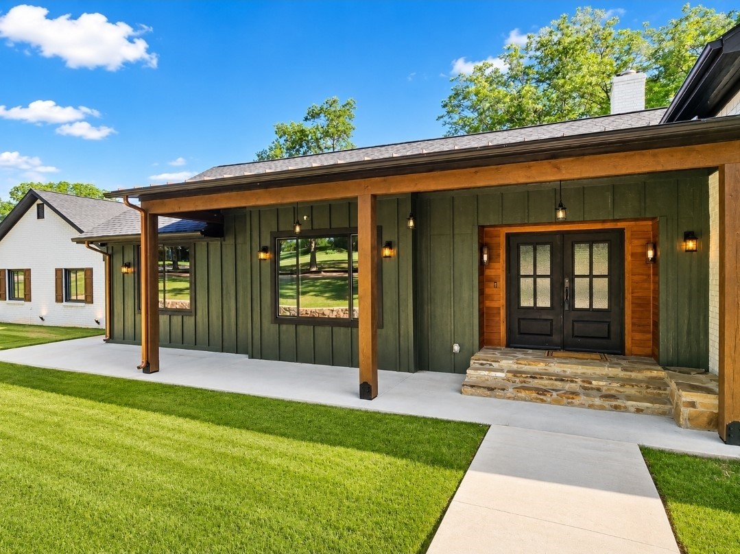 1 River Hills Drive Denison TX 75020