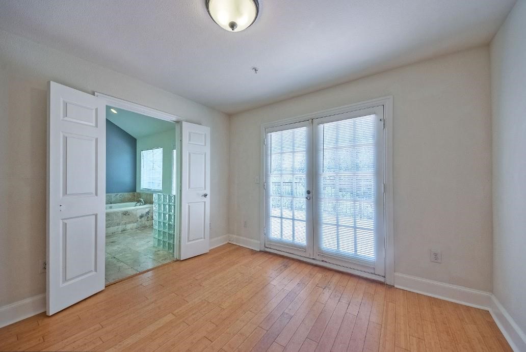 5713 Lewis Street Dallas TX 75206