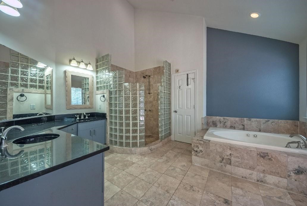5713 Lewis Street Dallas TX 75206