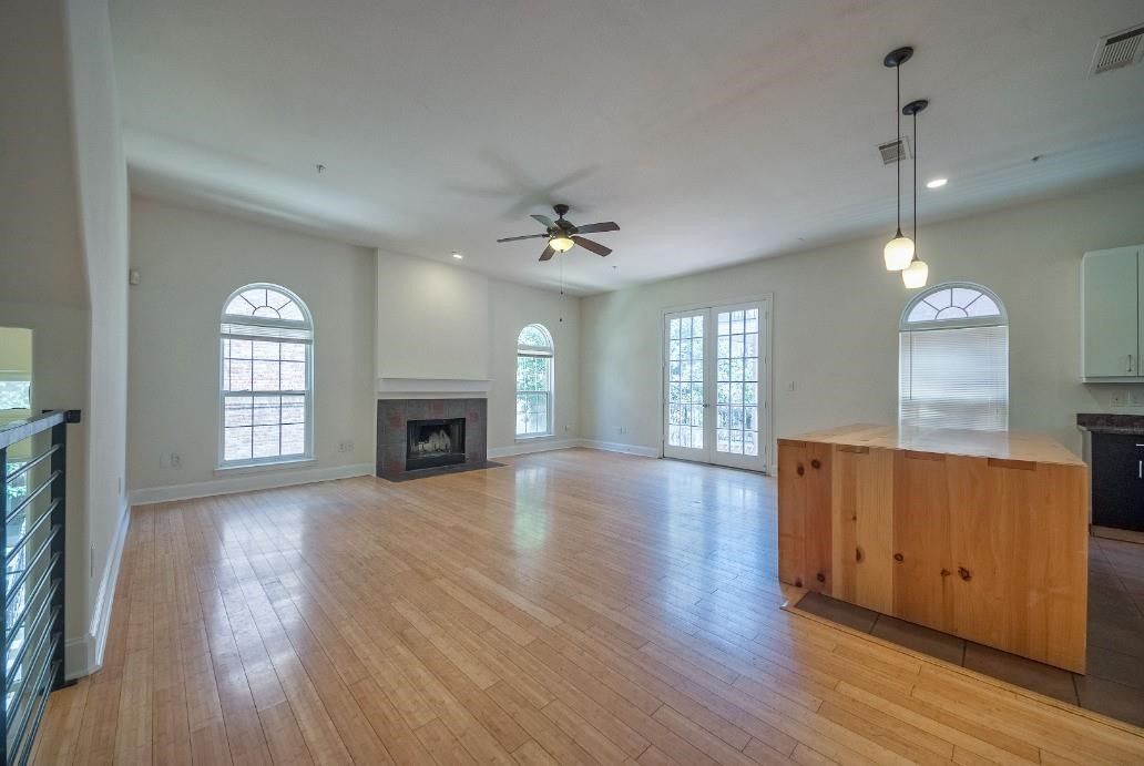 5713 Lewis Street Dallas TX 75206