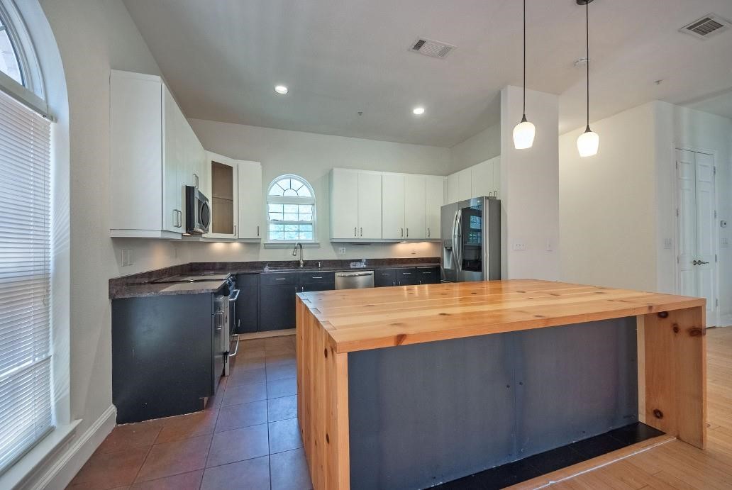 5713 Lewis Street Dallas TX 75206