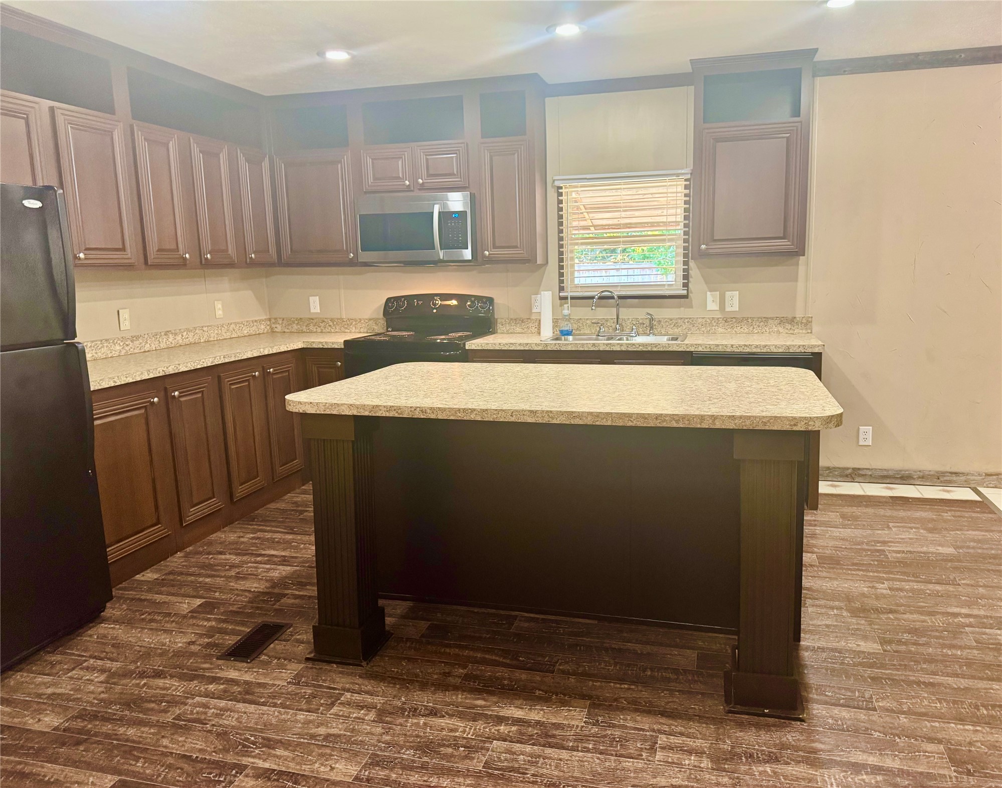 934 Tiffany Street Reno TX 76020