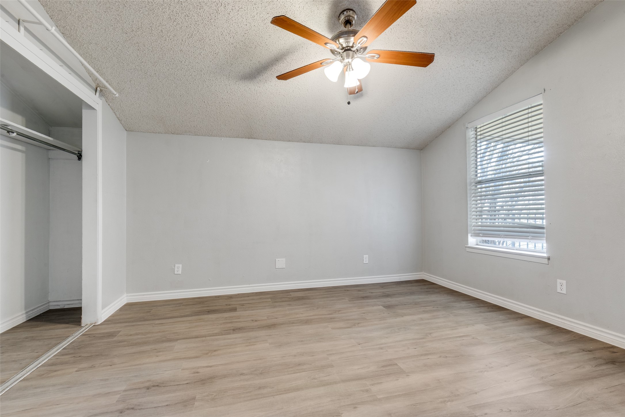 12818 Midway Road Dallas TX 75244