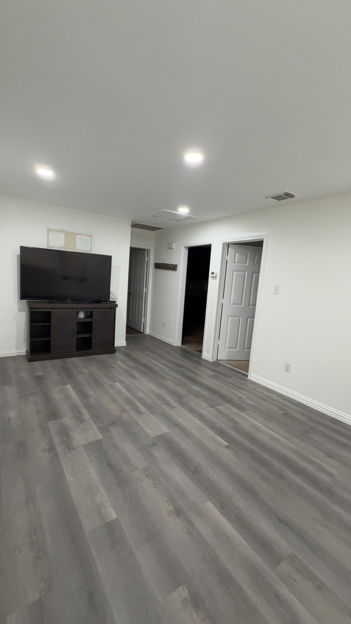 306 Broadmoor Arlington TX 76010