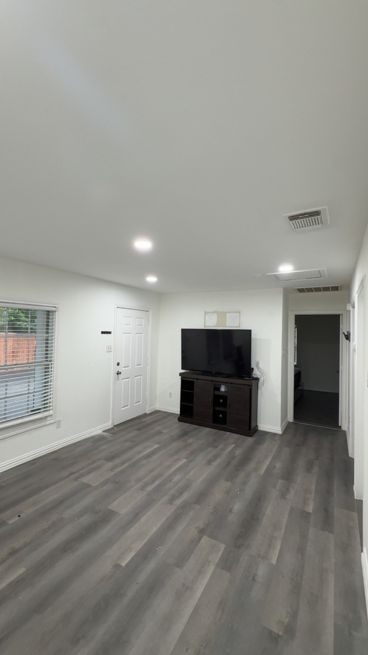 306 Broadmoor Arlington TX 76010