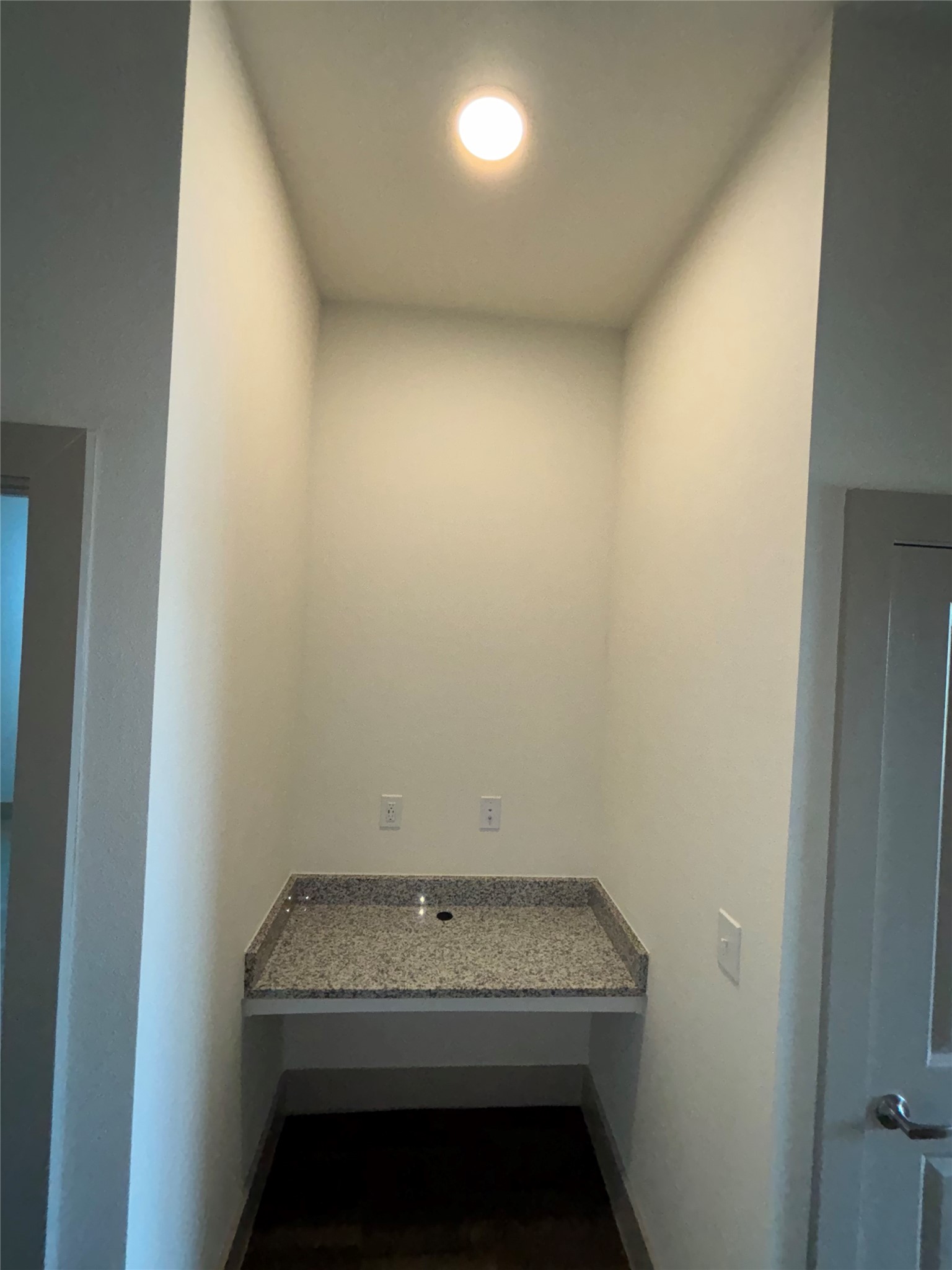 2036 Oak Grove Aubrey TX 76227