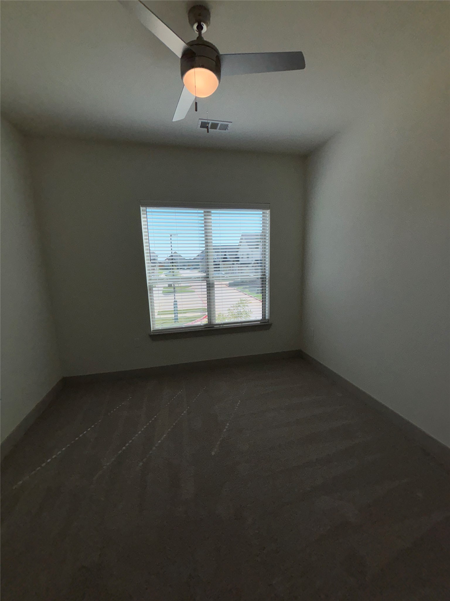 2036 Oak Grove Aubrey TX 76227