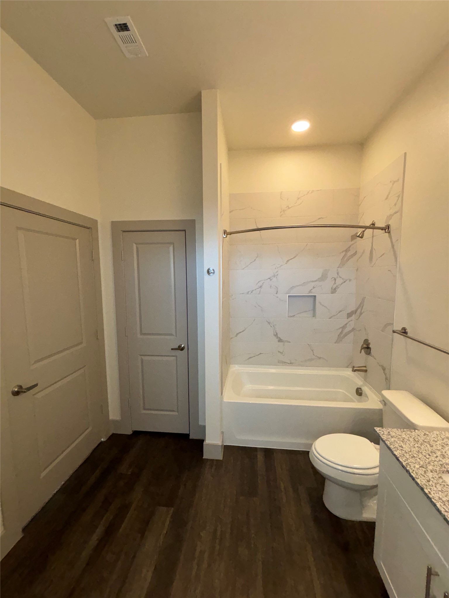 2036 Oak Grove Aubrey TX 76227