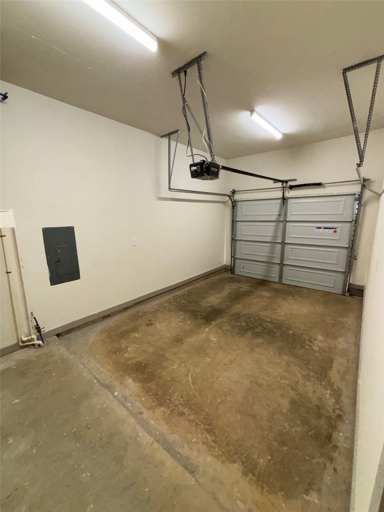 2036 Oak Grove Aubrey TX 76227