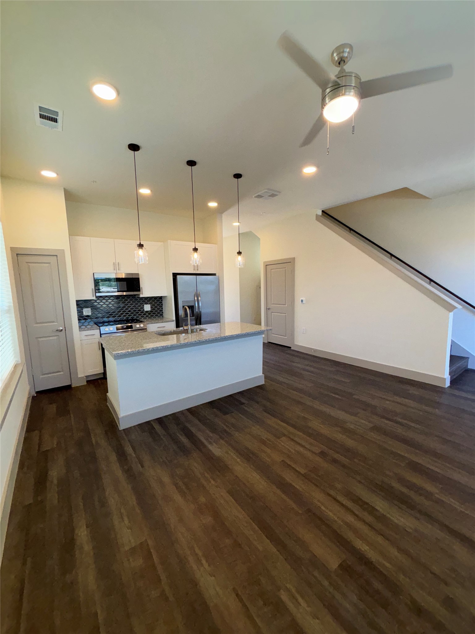 2036 Oak Grove Aubrey TX 76227