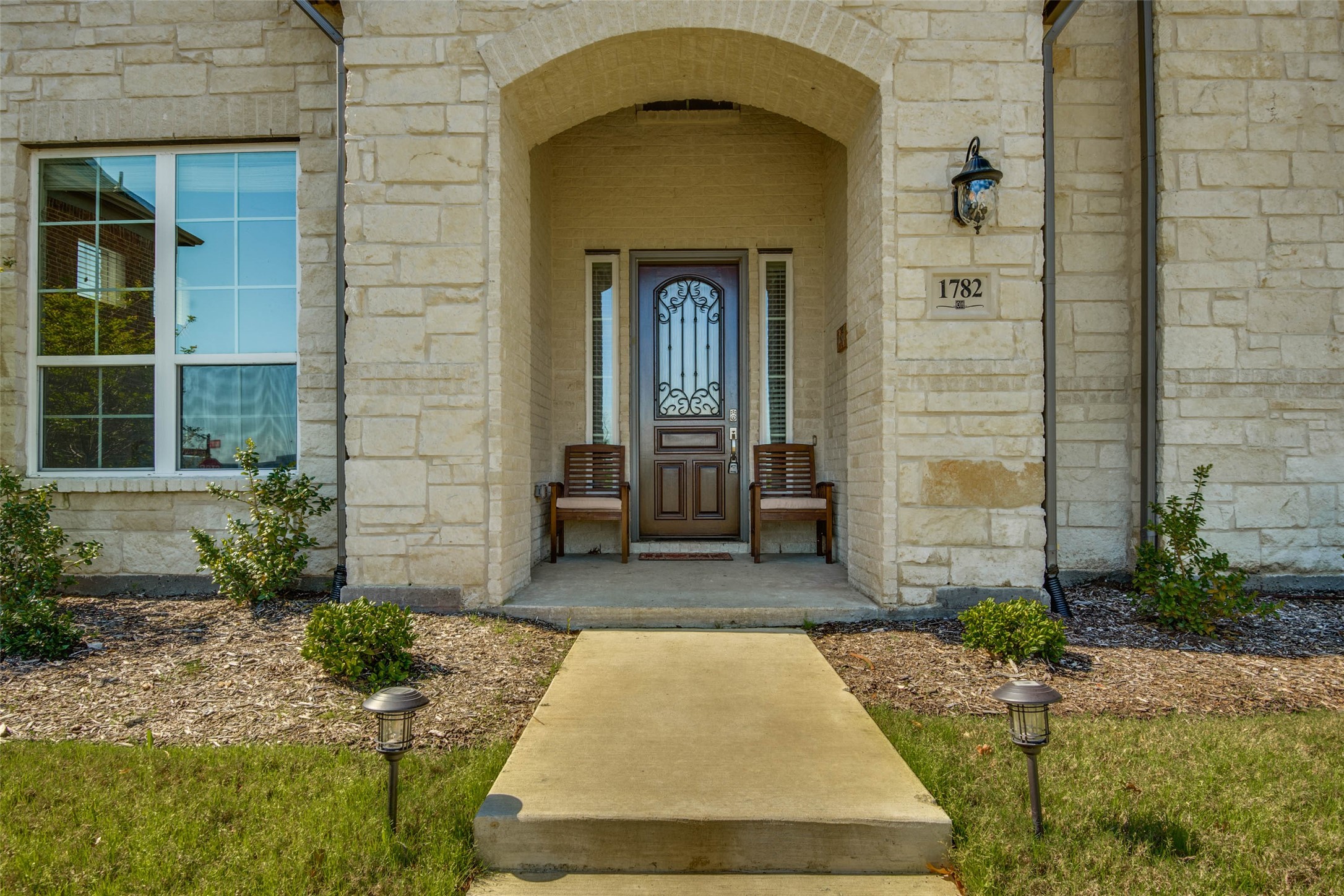 1782 Brighton Place Farmers Branch TX 75234
