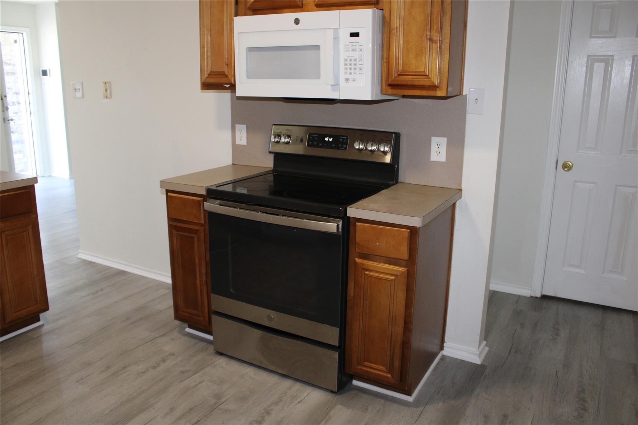 1706 Caravan Trail Dallas TX 75241