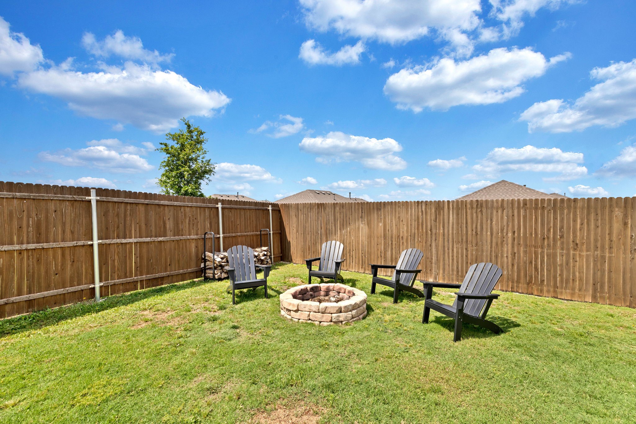 120 Tanager Drive Rhome TX 76078