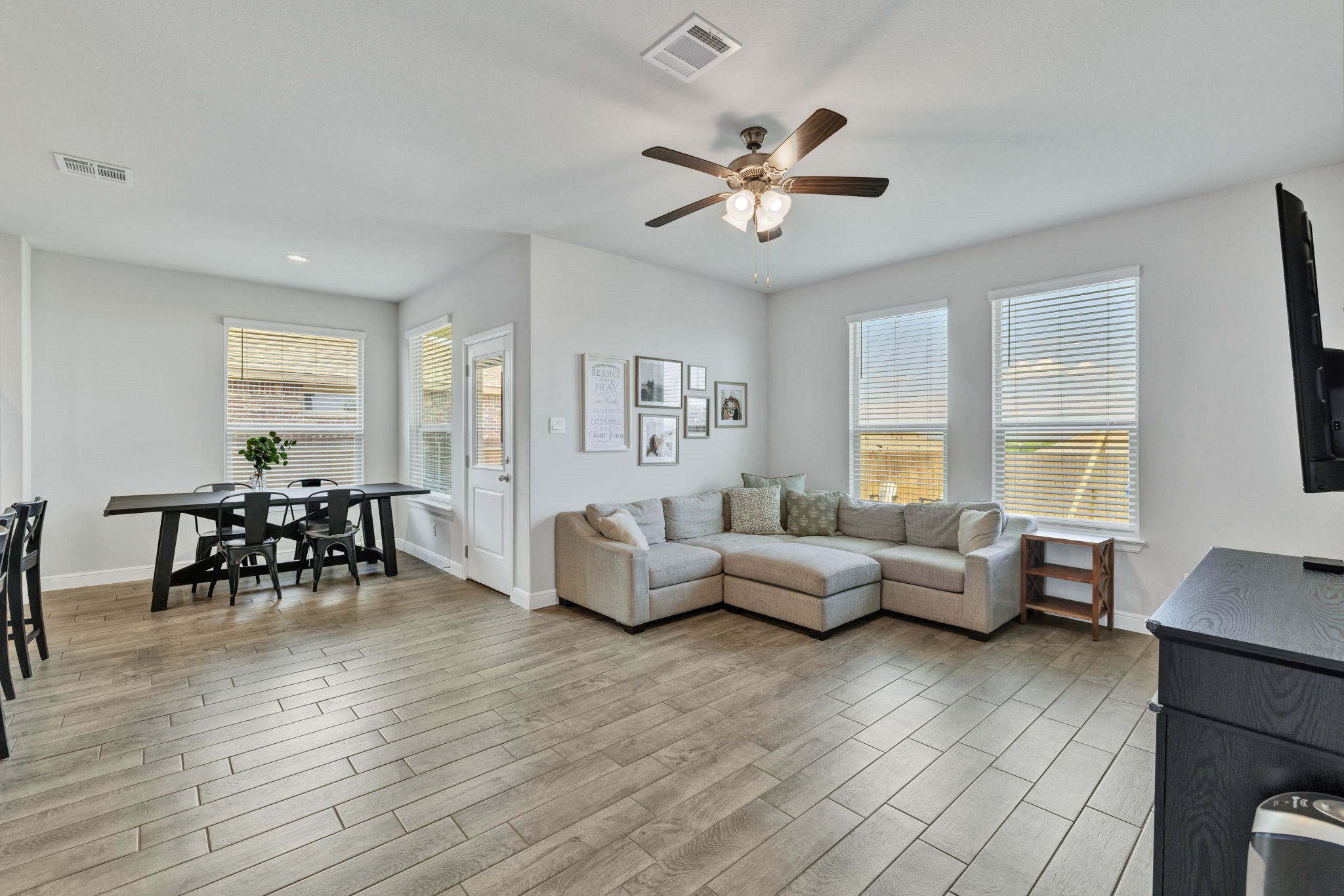 120 Tanager Drive Rhome TX 76078