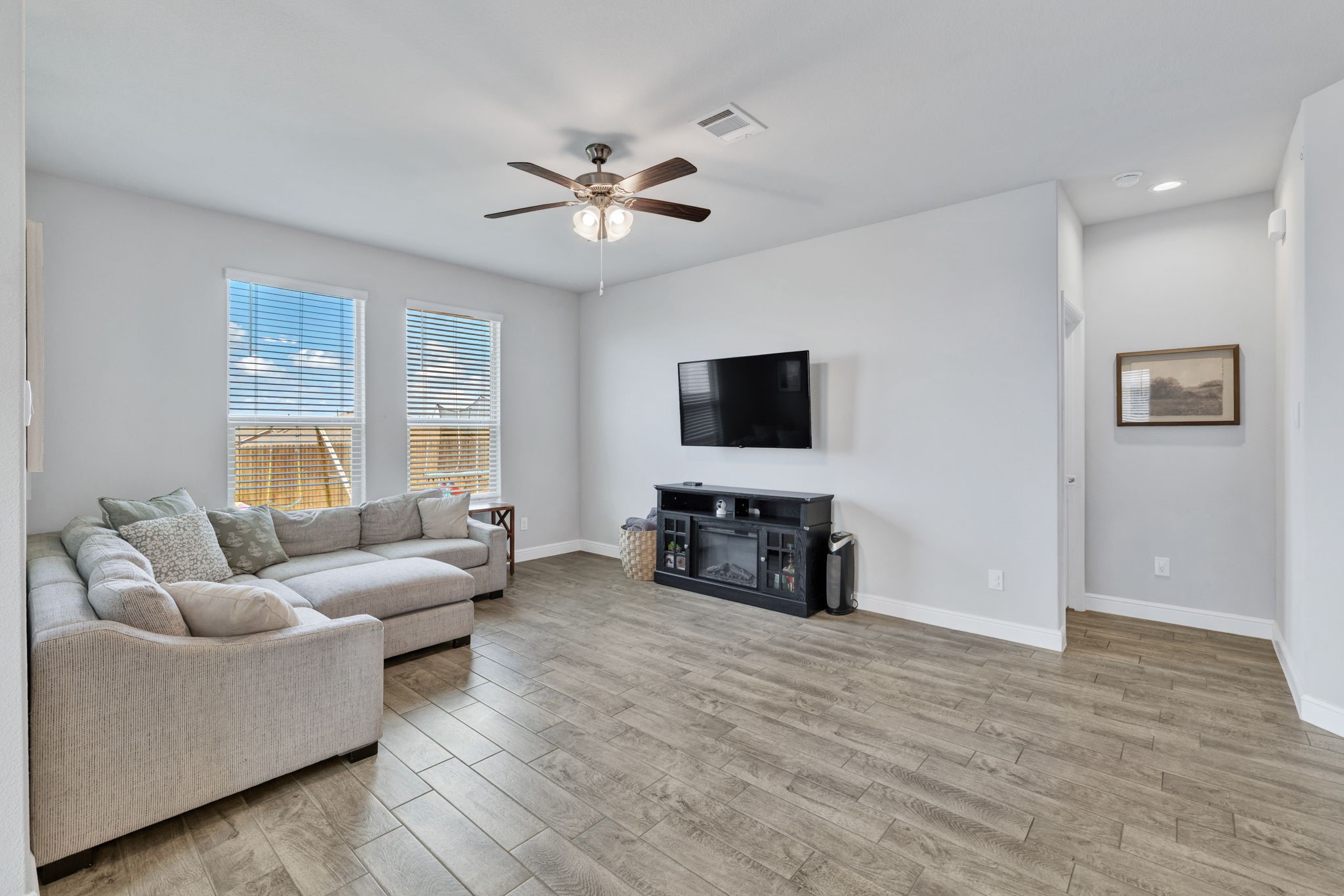 120 Tanager Drive Rhome TX 76078