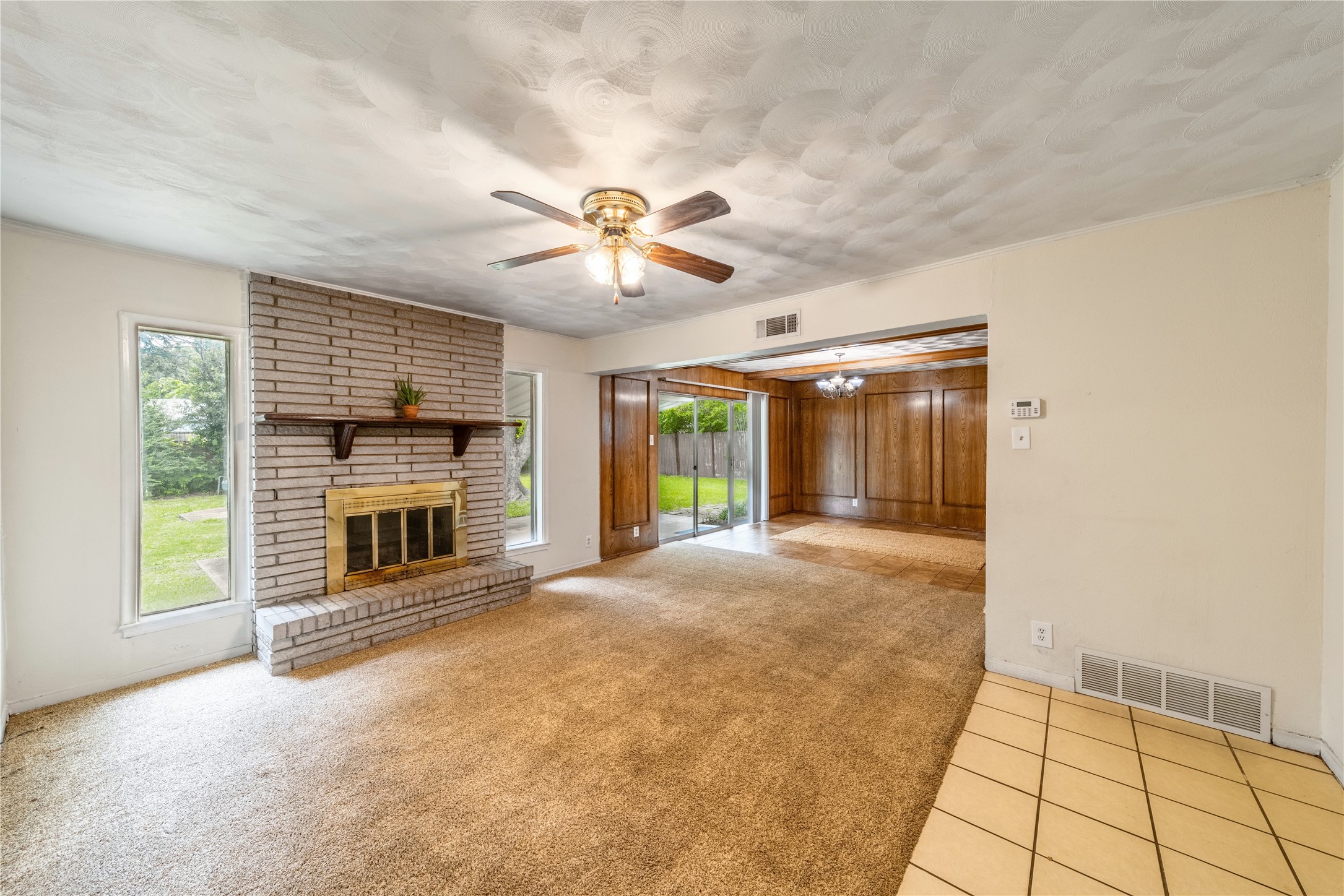 13515 Charcoal Lane Farmers Branch TX 75234