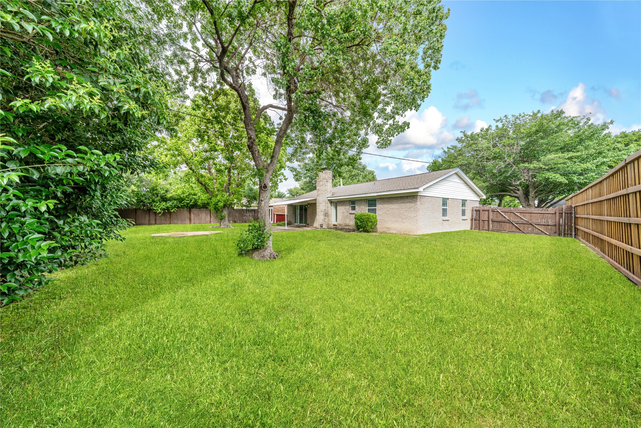 13515 Charcoal Lane Farmers Branch TX 75234