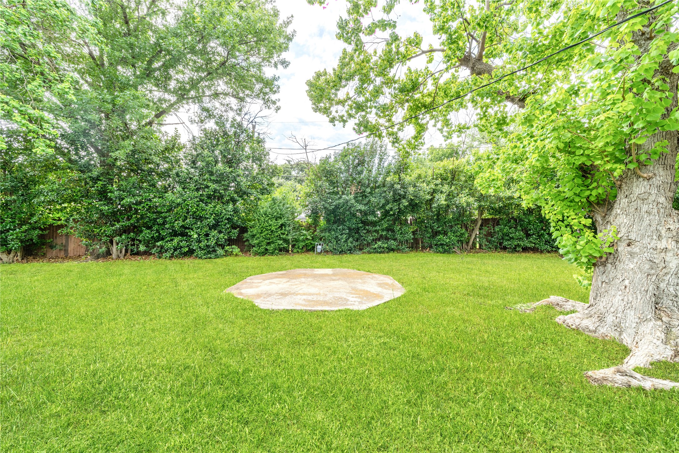 13515 Charcoal Lane Farmers Branch TX 75234
