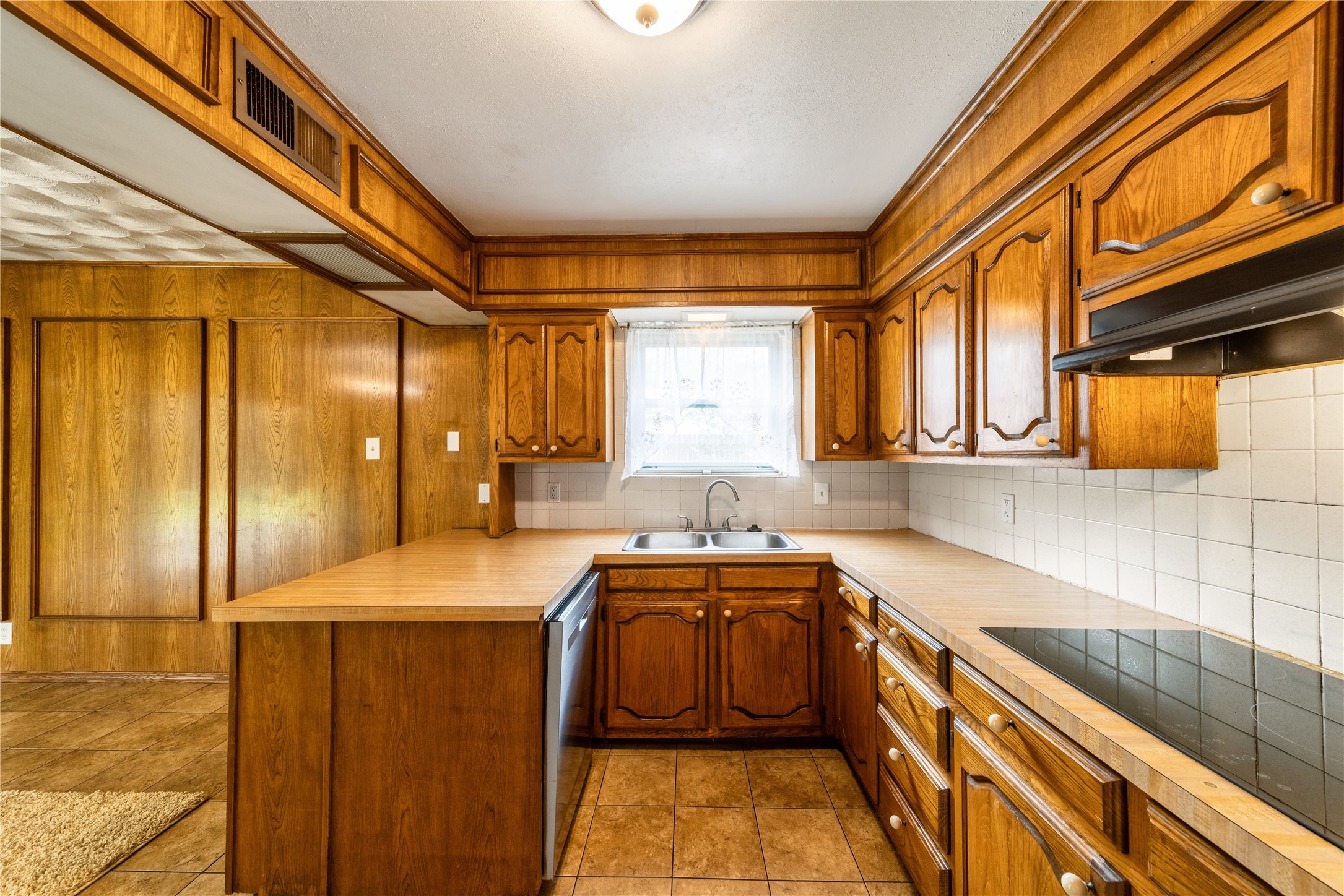 13515 Charcoal Lane Farmers Branch TX 75234