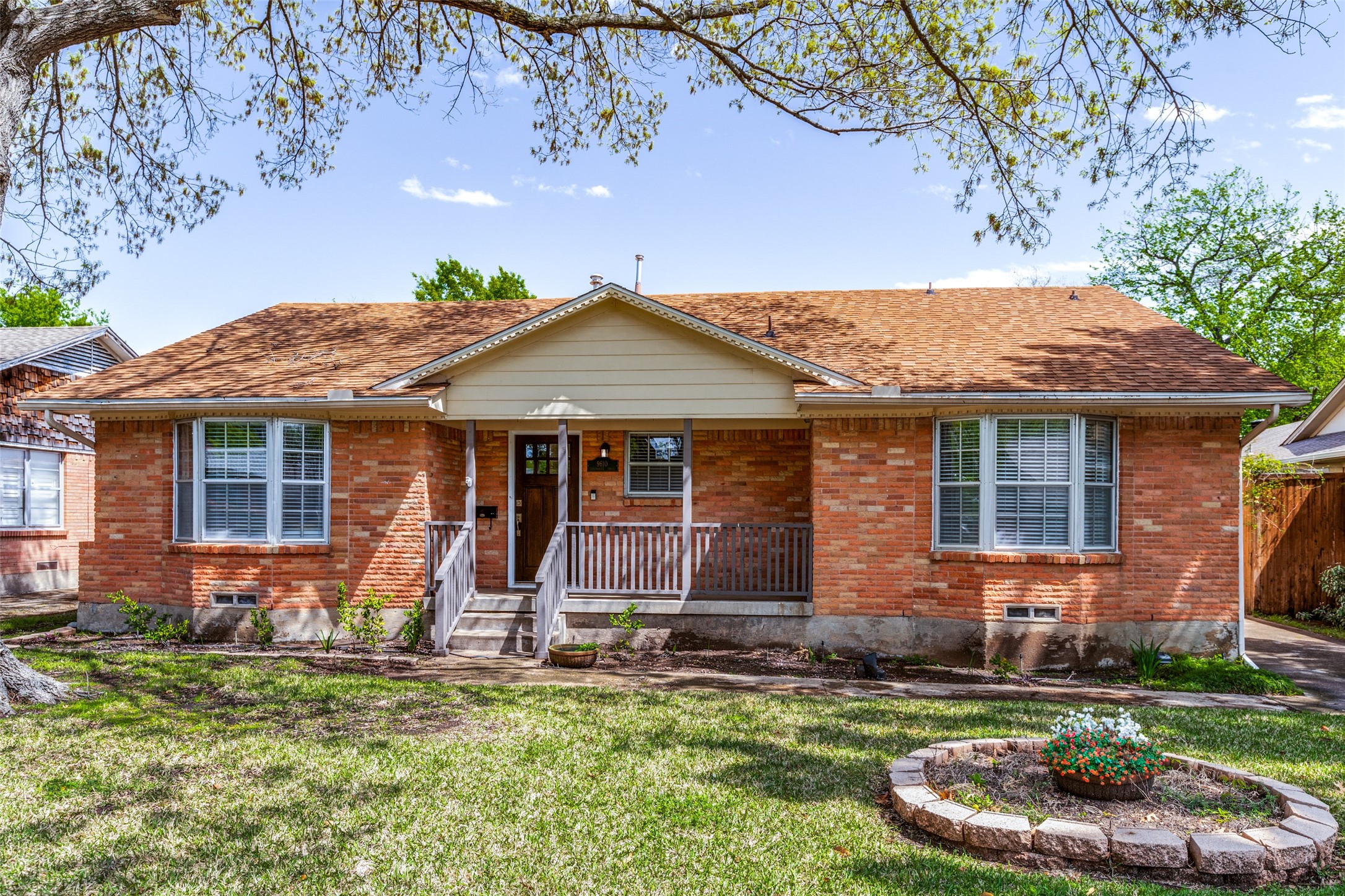 9610 Livenshire Drive Dallas TX 75238