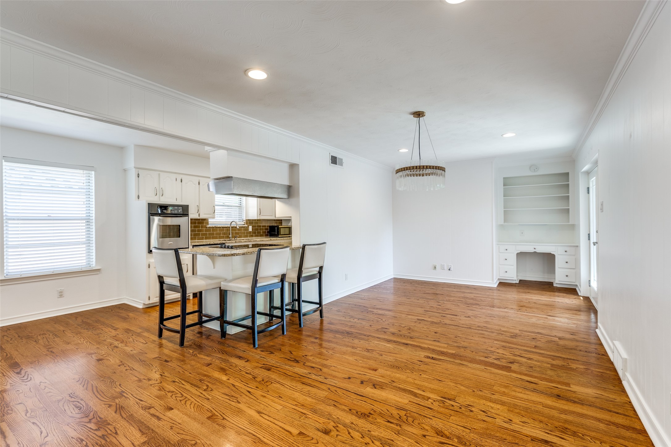 9610 Livenshire Drive Dallas TX 75238