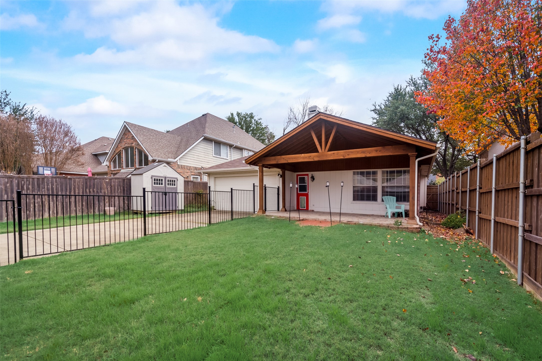 3551 Briargrove Lane Dallas TX 75287