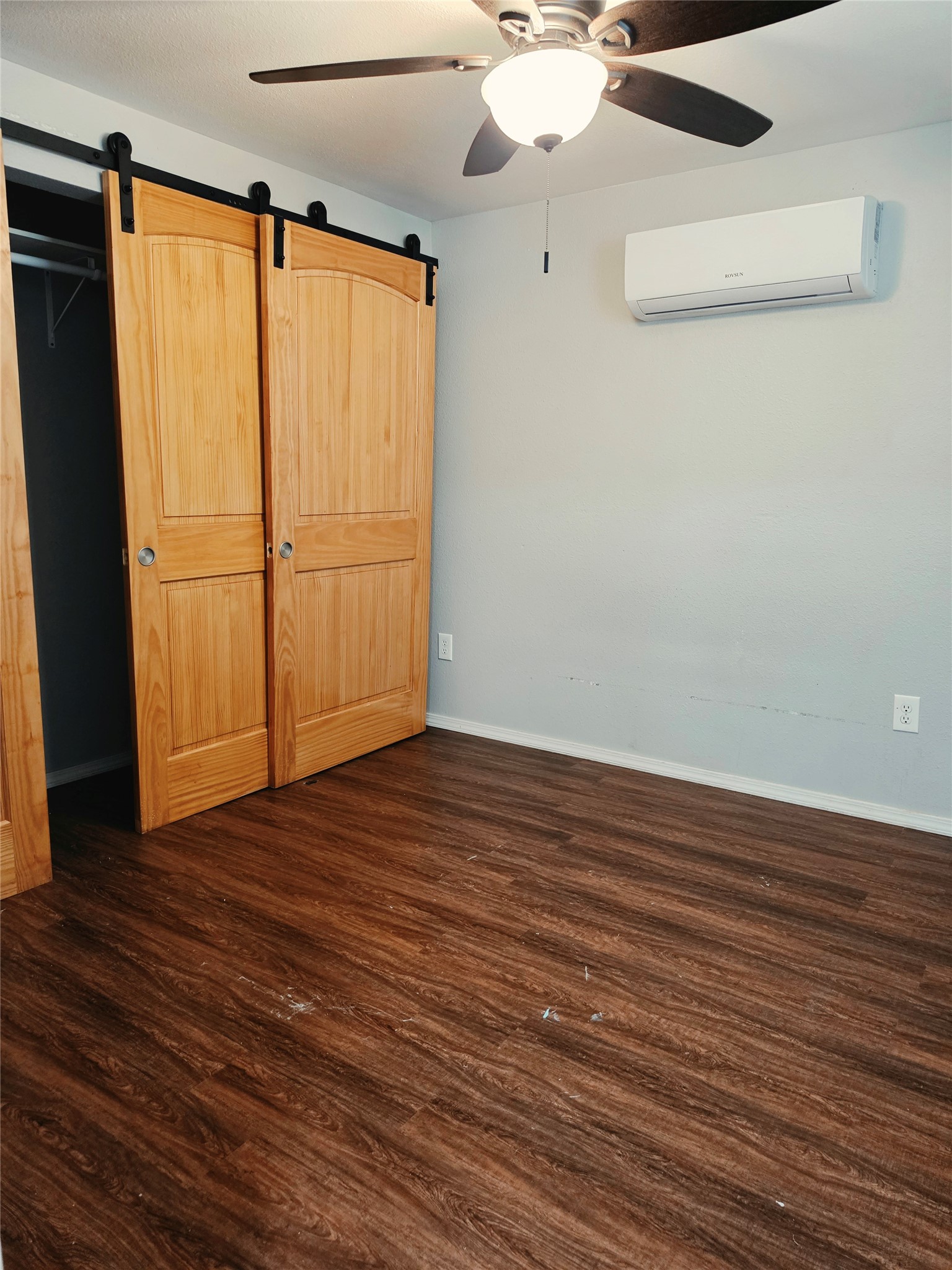 7202 Base Street Azle TX 76020