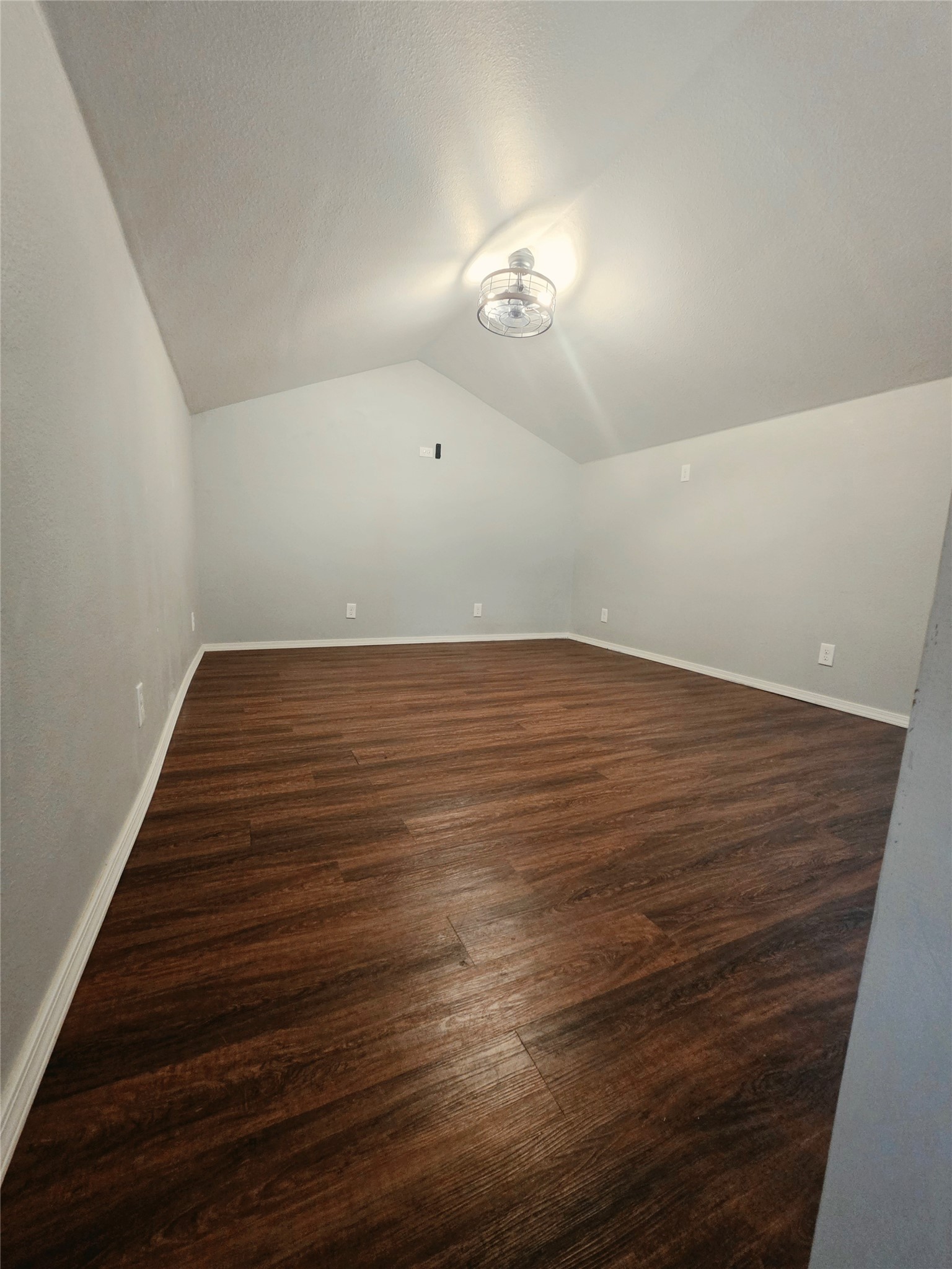 7202 Base Street Azle TX 76020