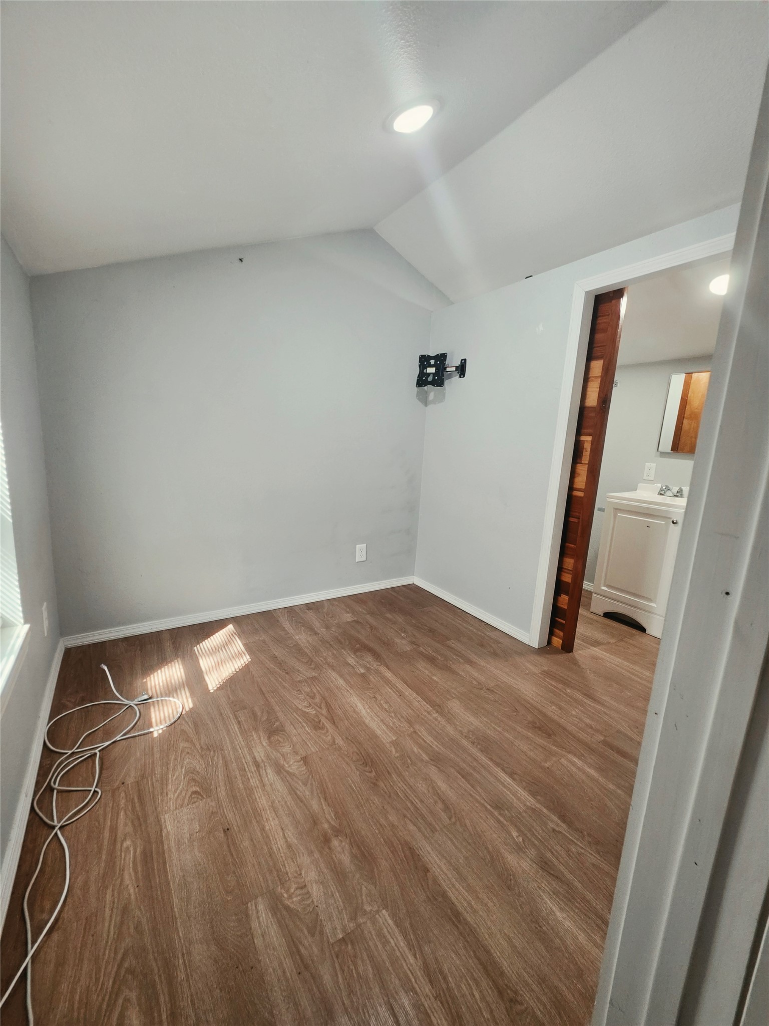 7202 Base Street Azle TX 76020