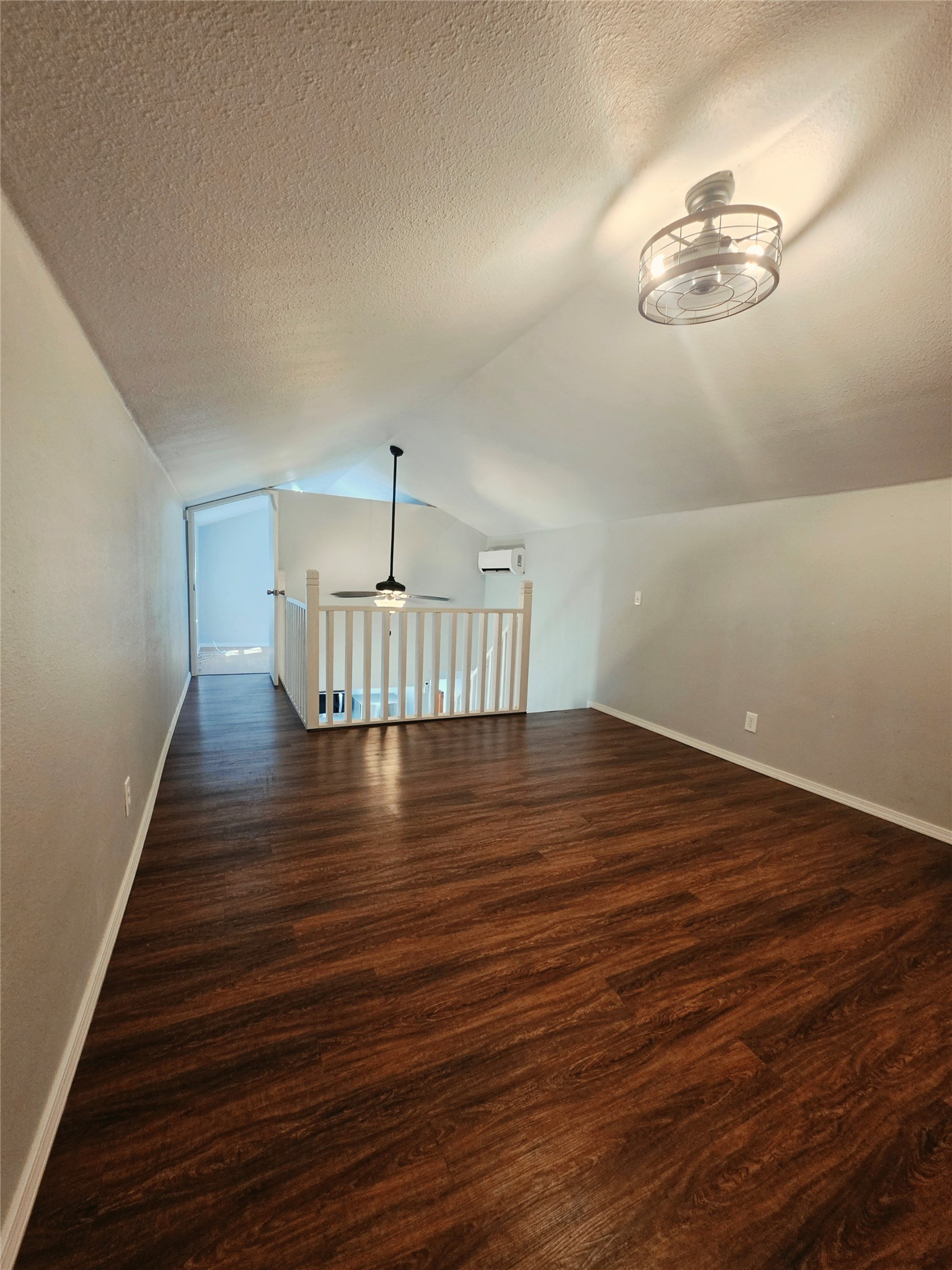 7202 Base Street Azle TX 76020