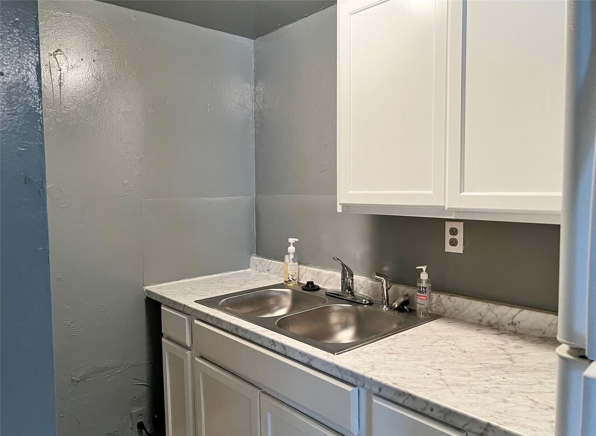 305 S Preston Street Ennis TX 75119