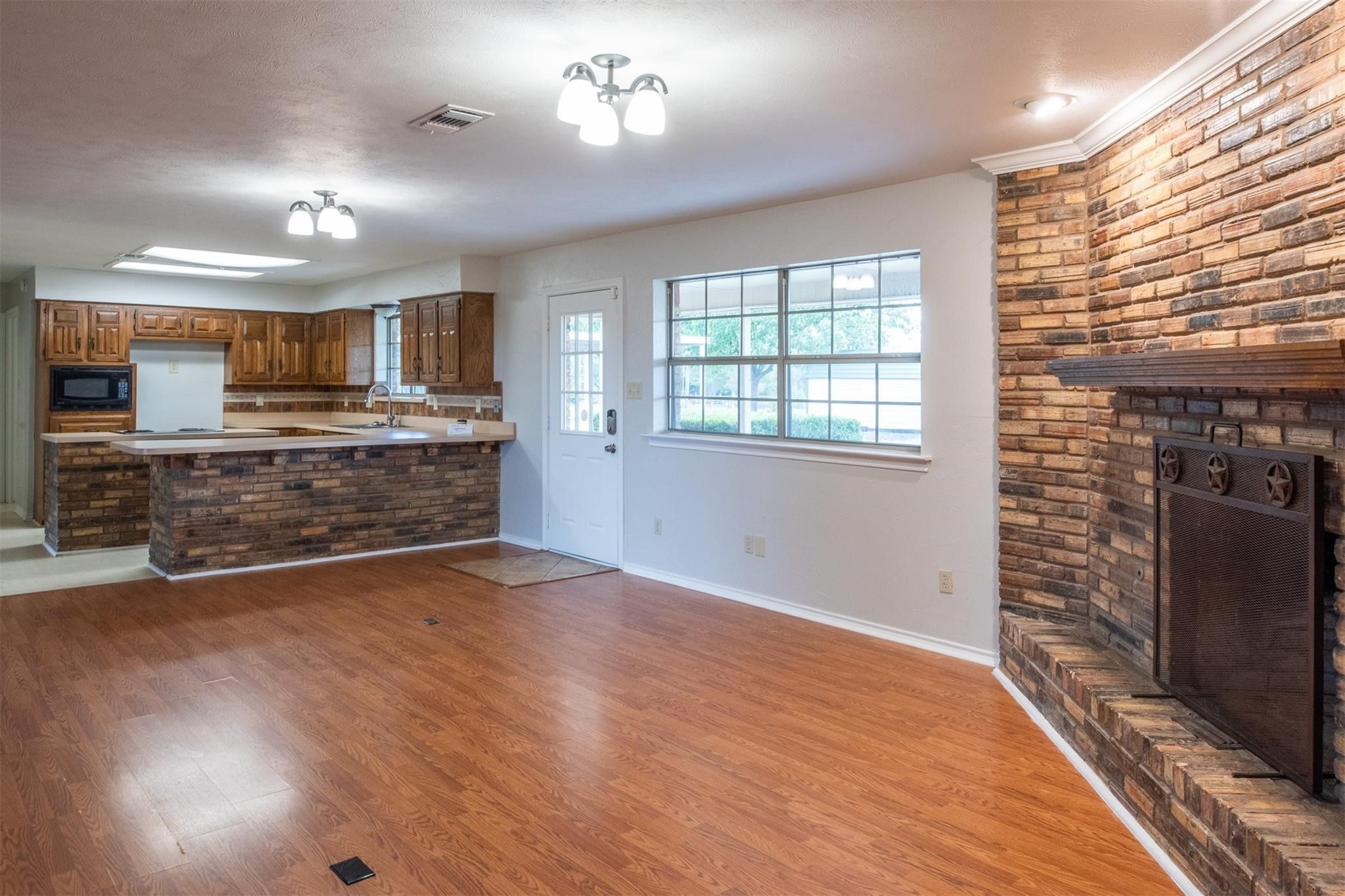 1850 Rock Ridge Road Lucas TX 75002