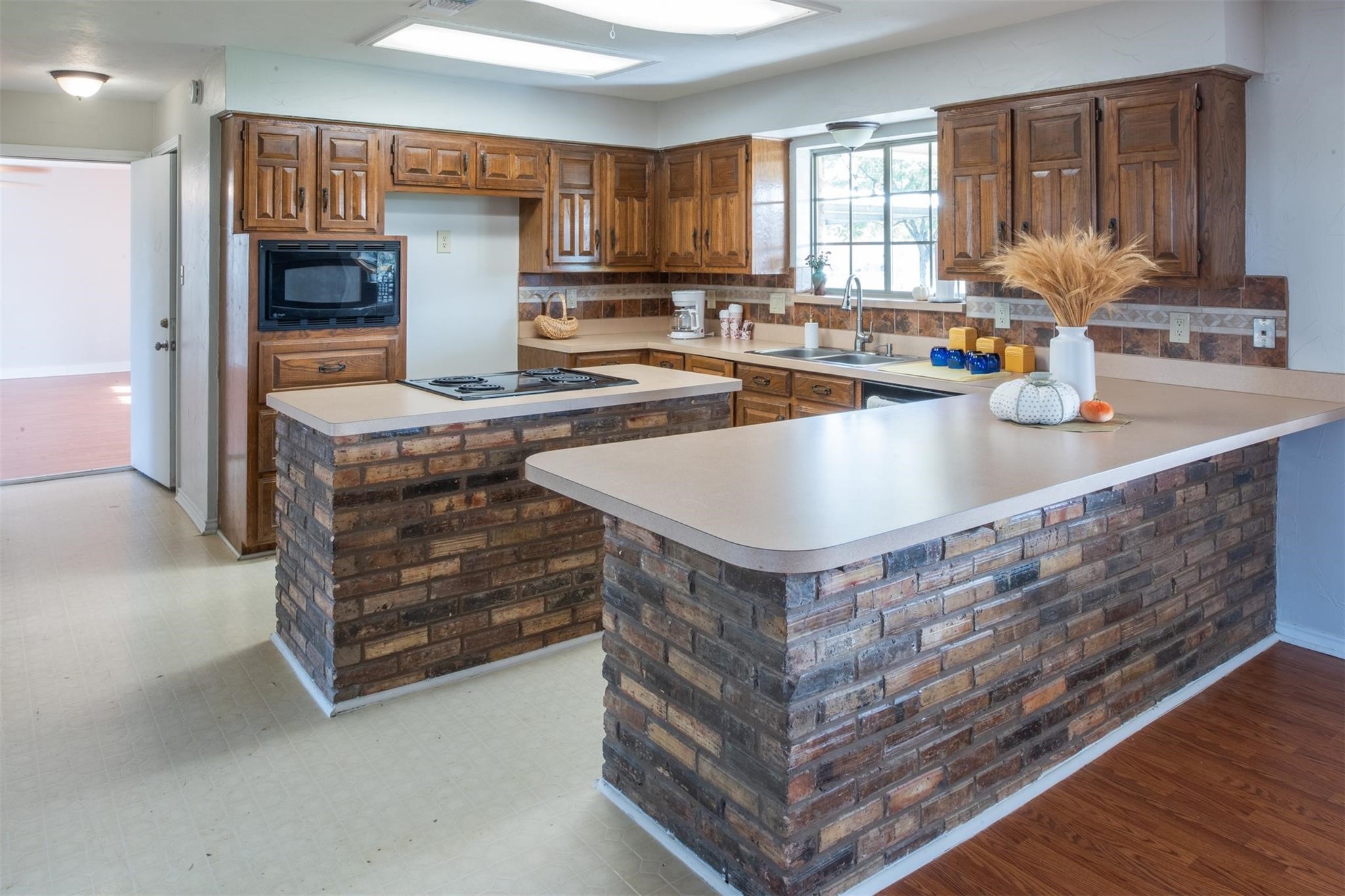 1850 Rock Ridge Road Lucas TX 75002