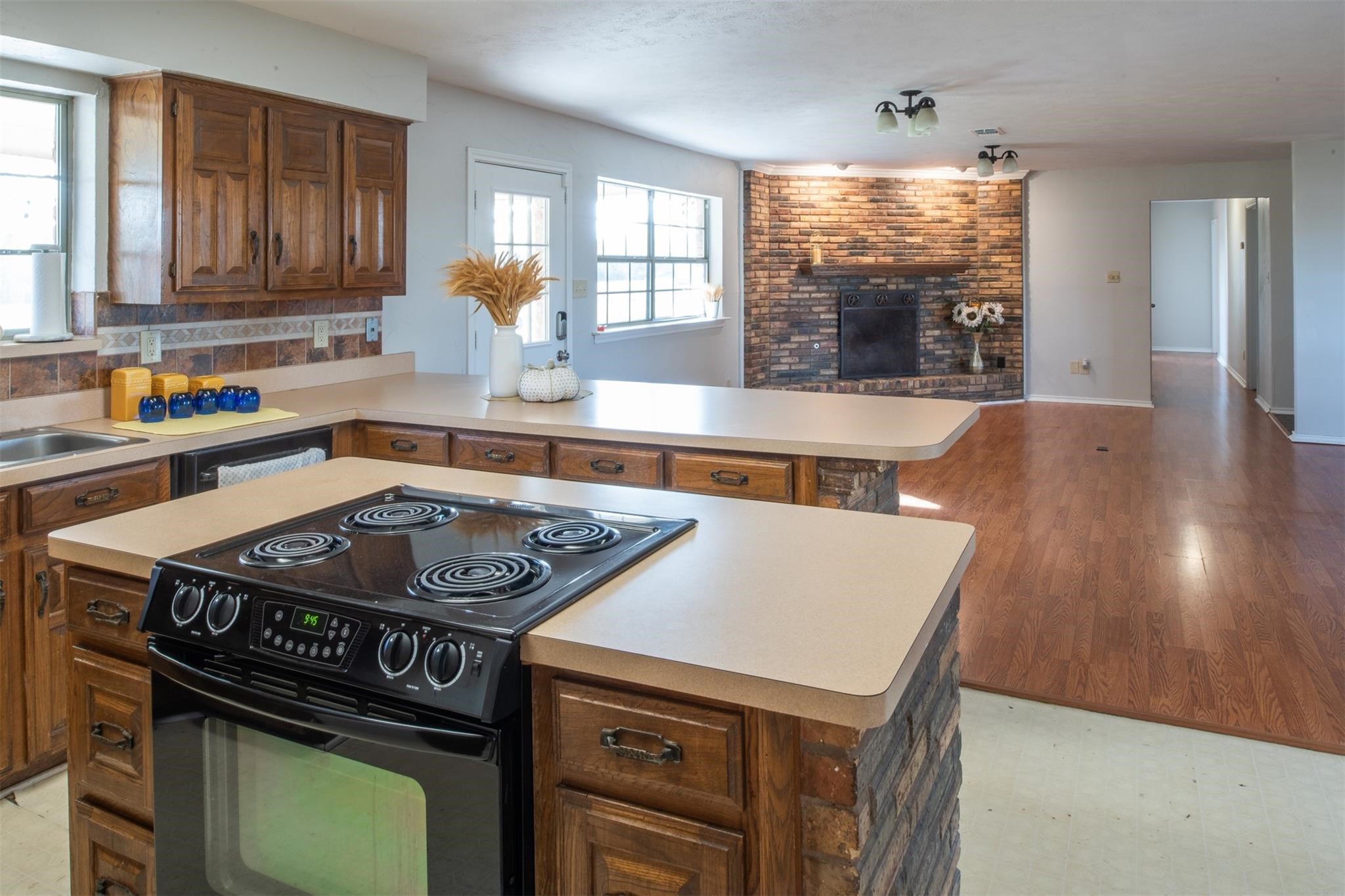 1850 Rock Ridge Road Lucas TX 75002