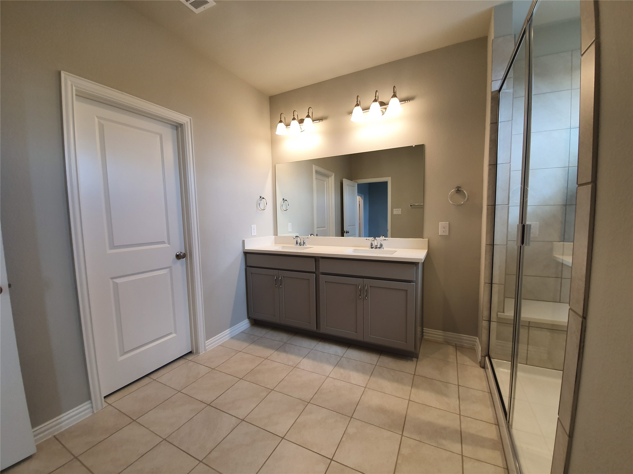 8266 Primrose Way Dallas TX 75252