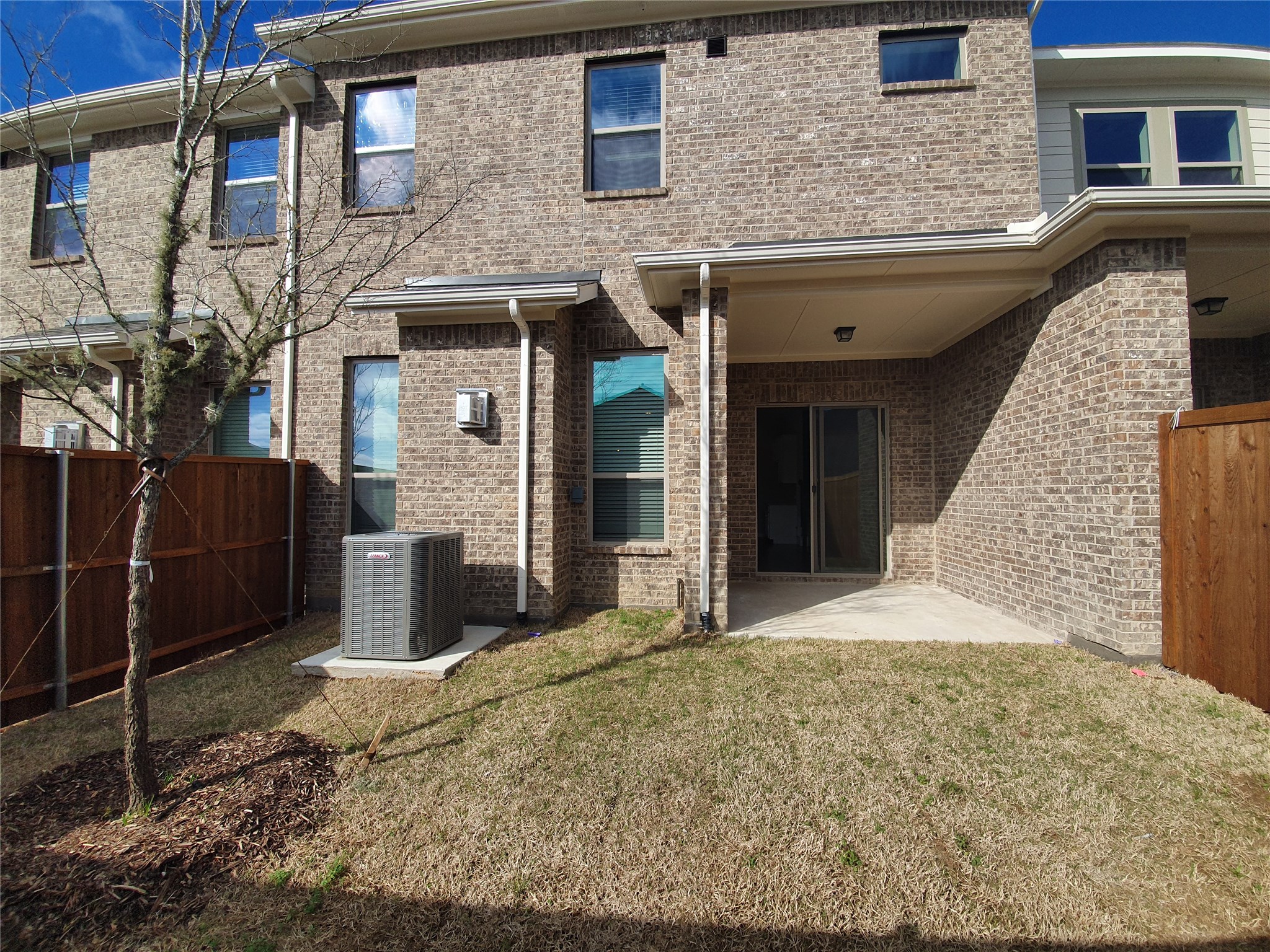 8266 Primrose Way Dallas TX 75252