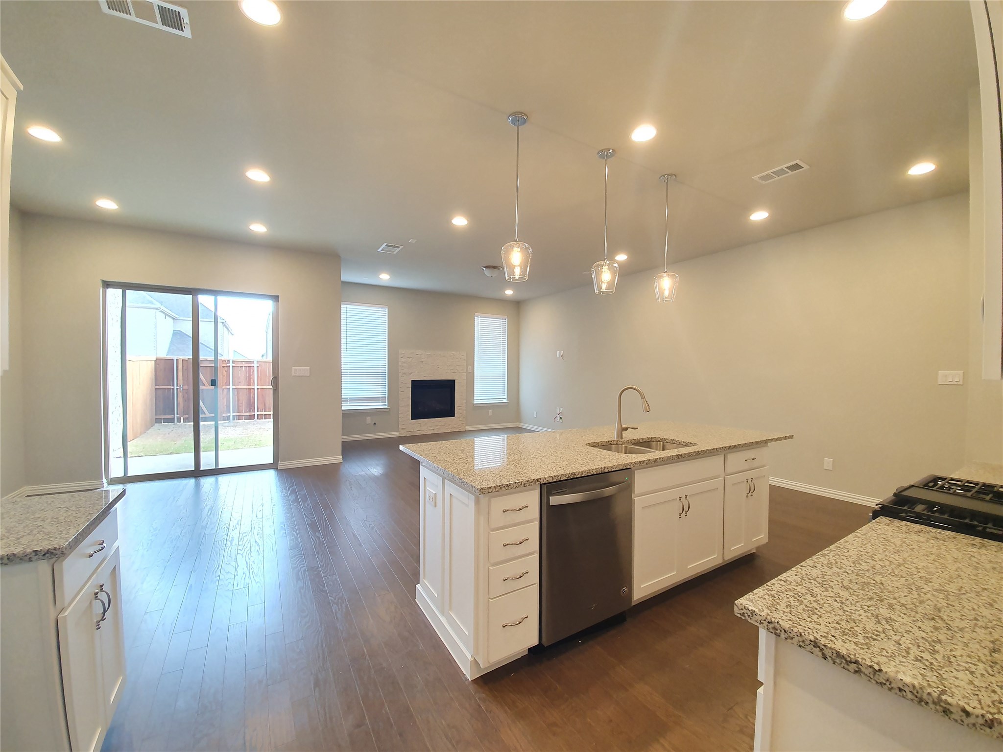 8266 Primrose Way Dallas TX 75252