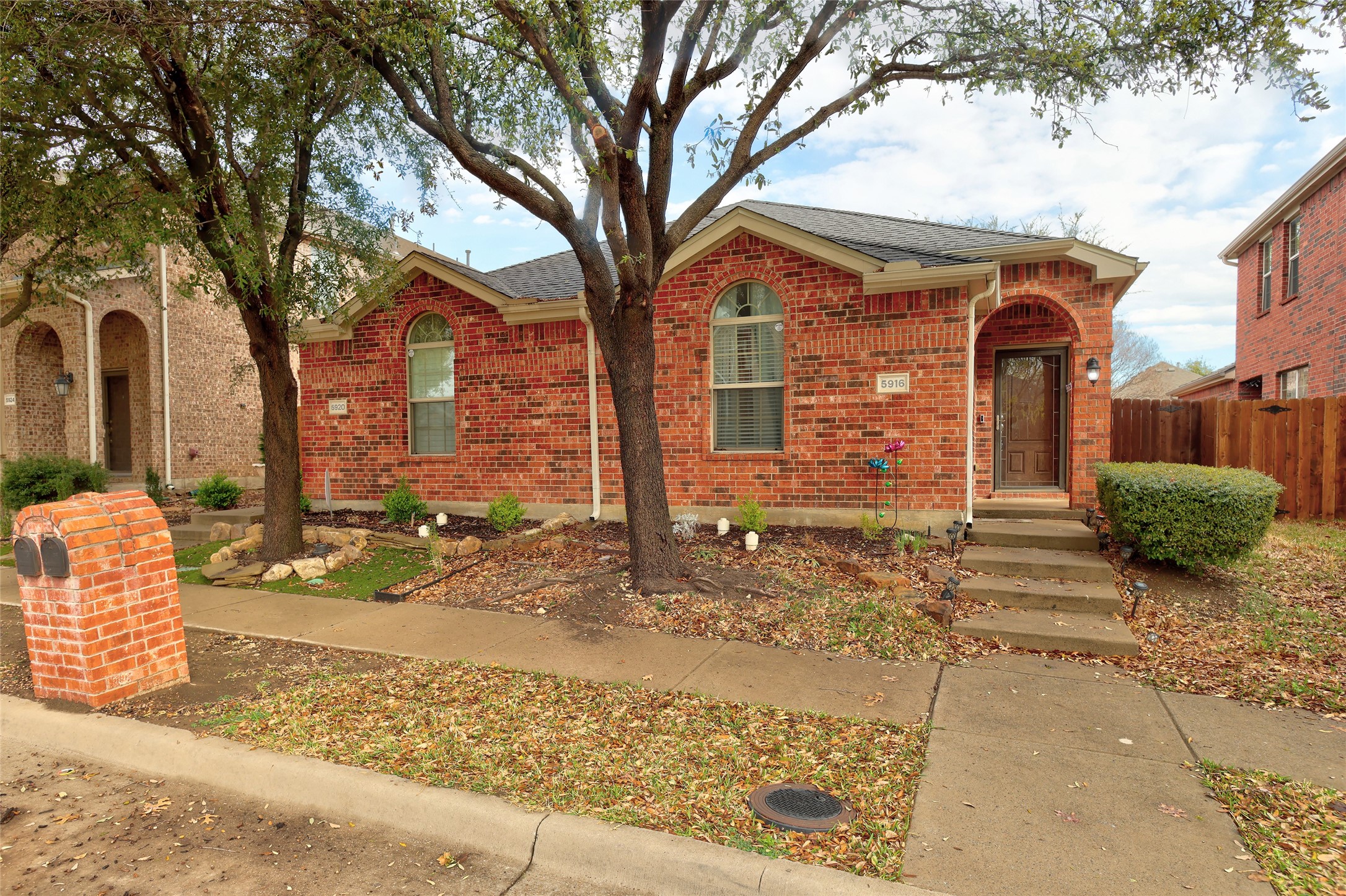 5916 Round Up Lane Mckinney TX 75070