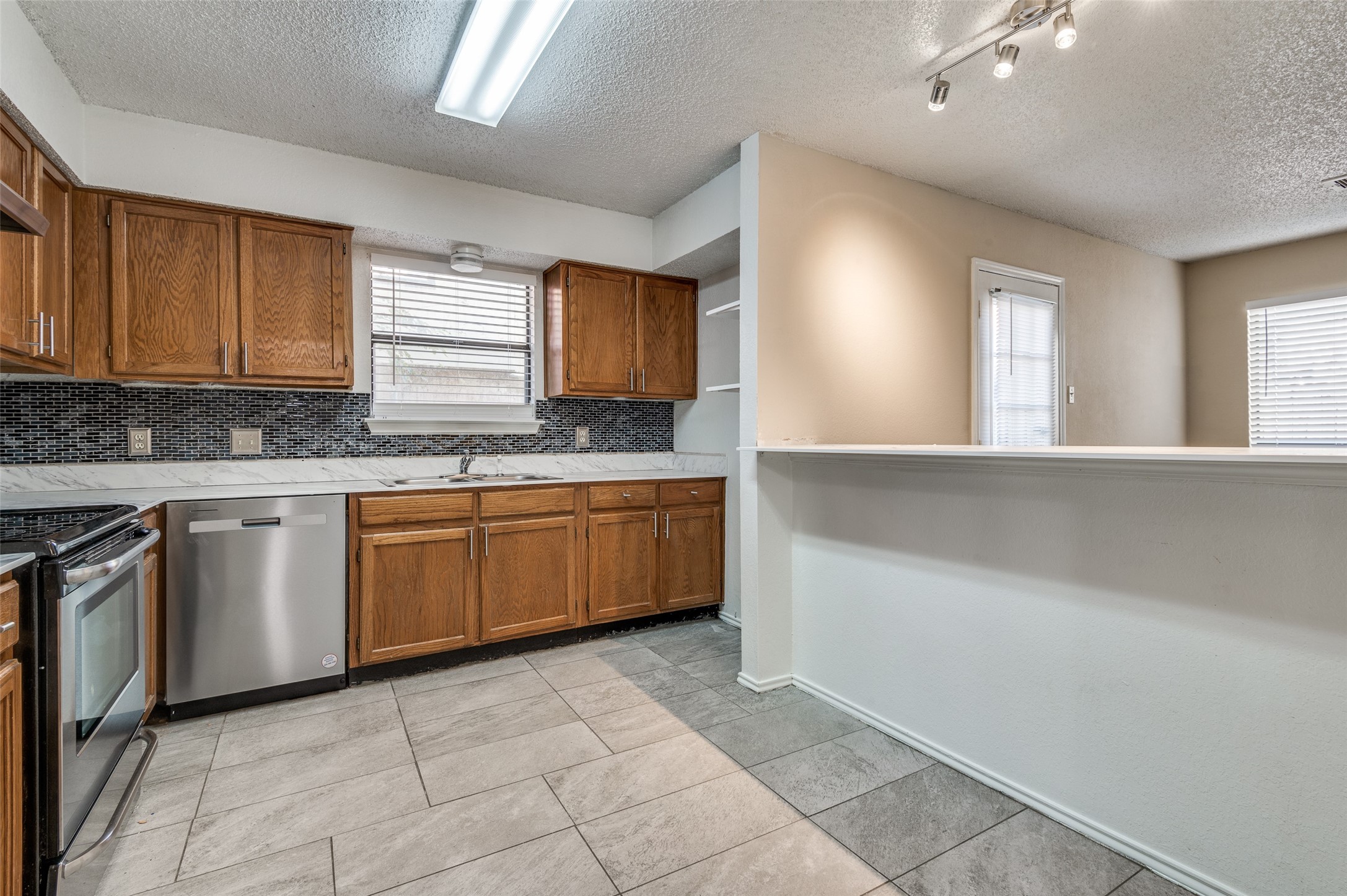 2617 Isbella Drive Grand Prairie TX 75052