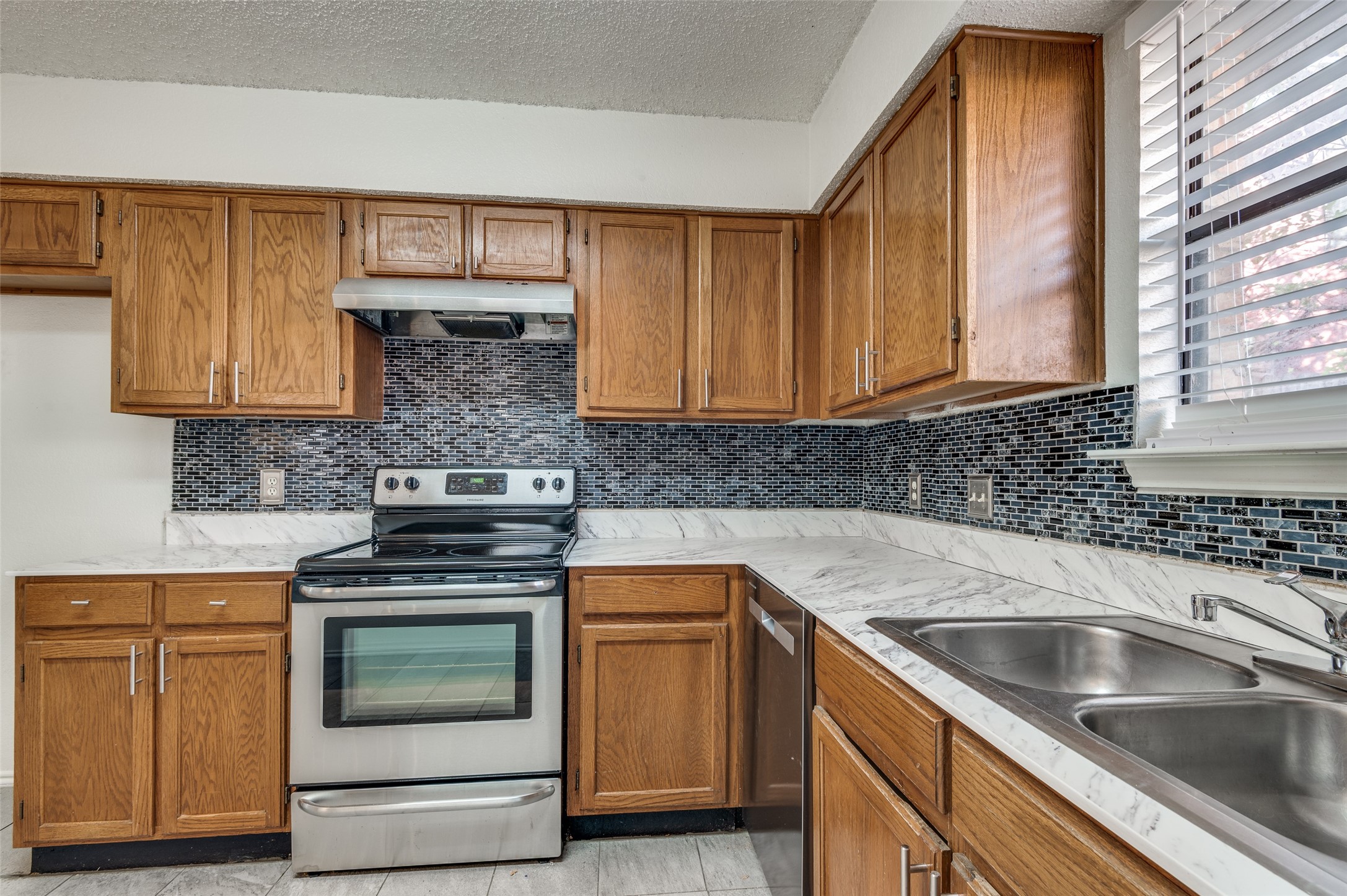 2617 Isbella Drive Grand Prairie TX 75052