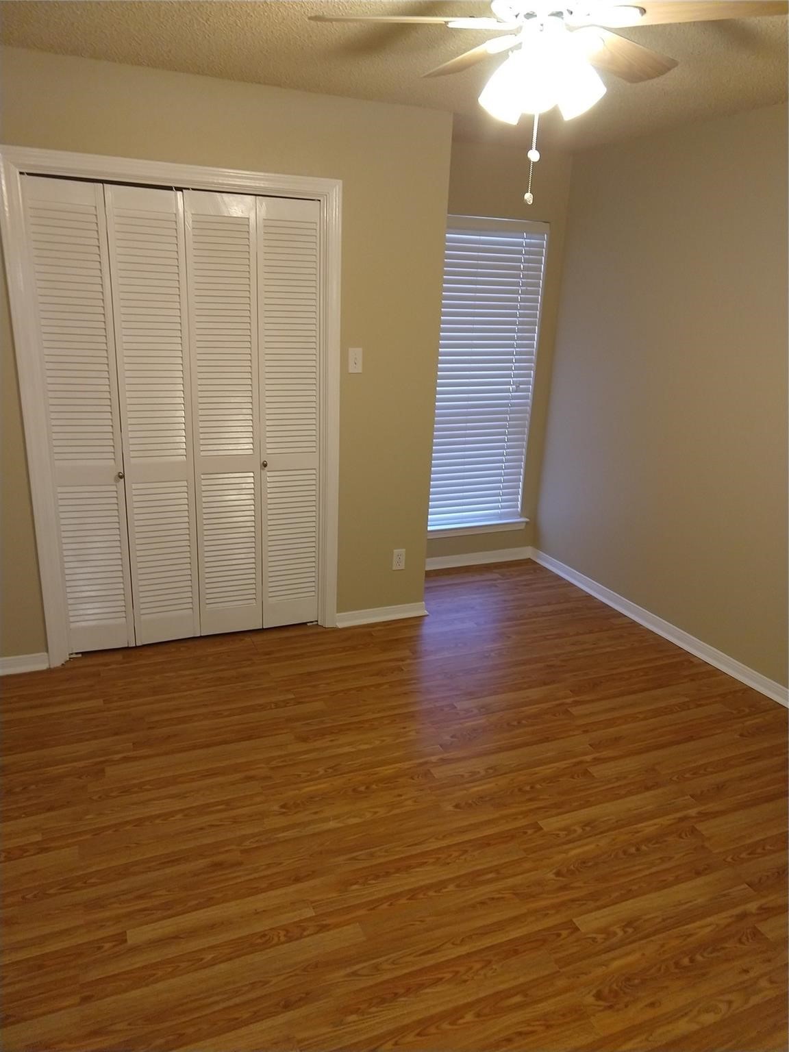 2101 Rainbow Drive Arlington TX 76011